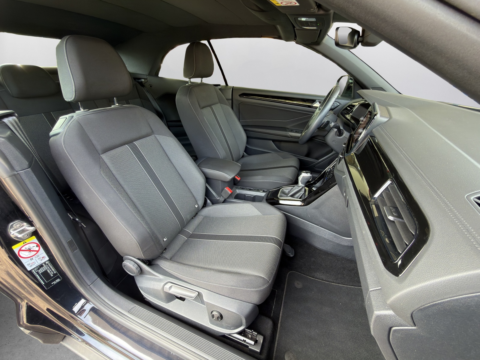 VW T-Roc Cabriolet 1.5 TSI EVO Style DSG-image-13