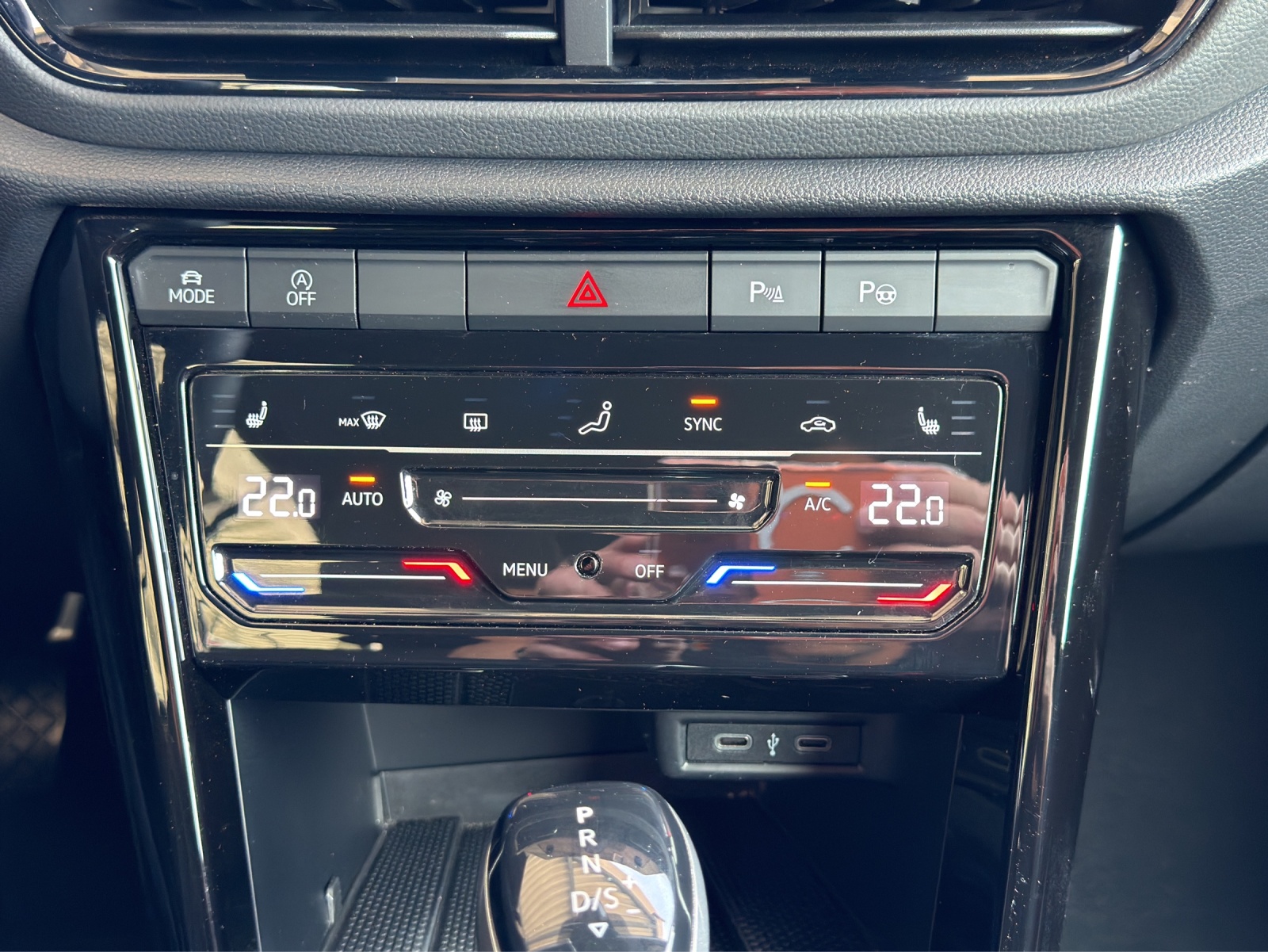 VW T-Roc Cabriolet 1.5 TSI EVO Style DSG-image-8