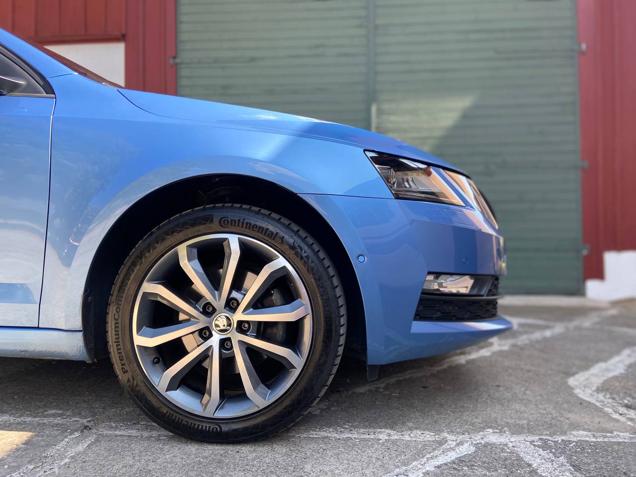 SKODA Octavia Combi 1.5 TSI Swiss Line DSG-image-6
