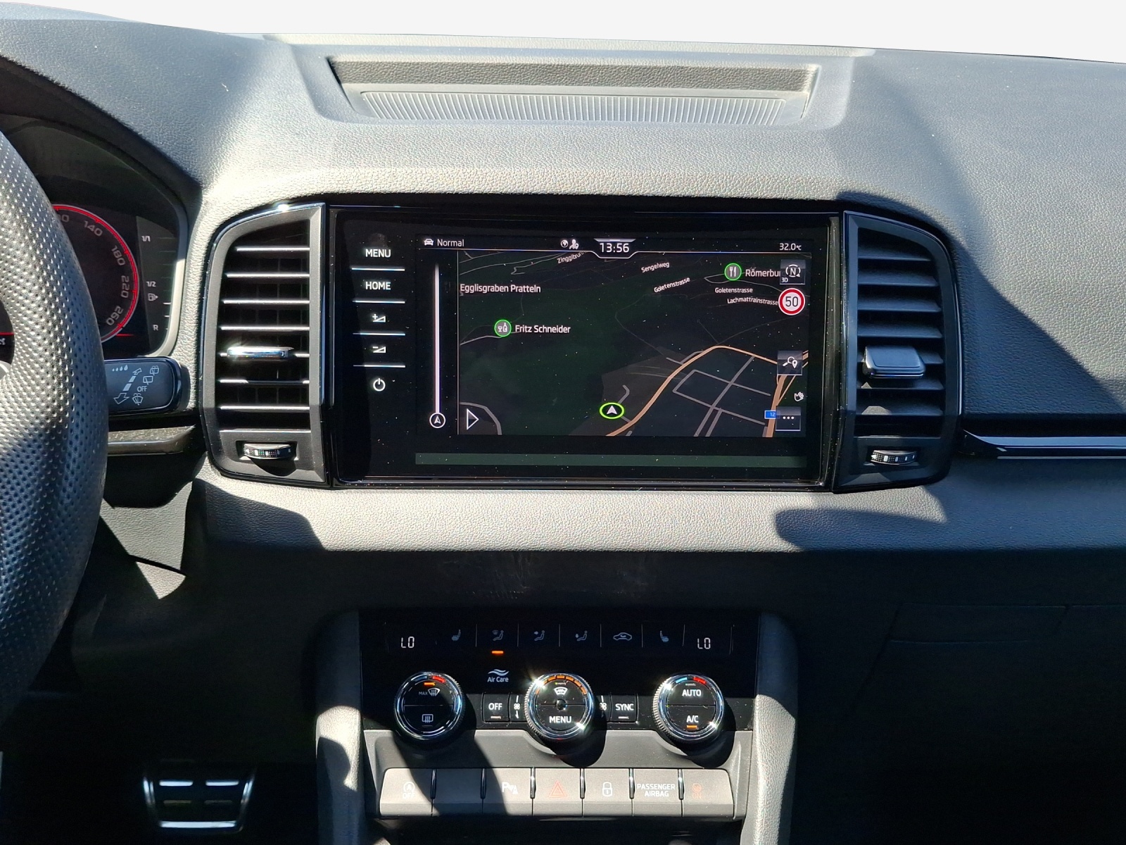 SKODA Karoq 2.0 TSI SportLine 4x4 DSG-image-10