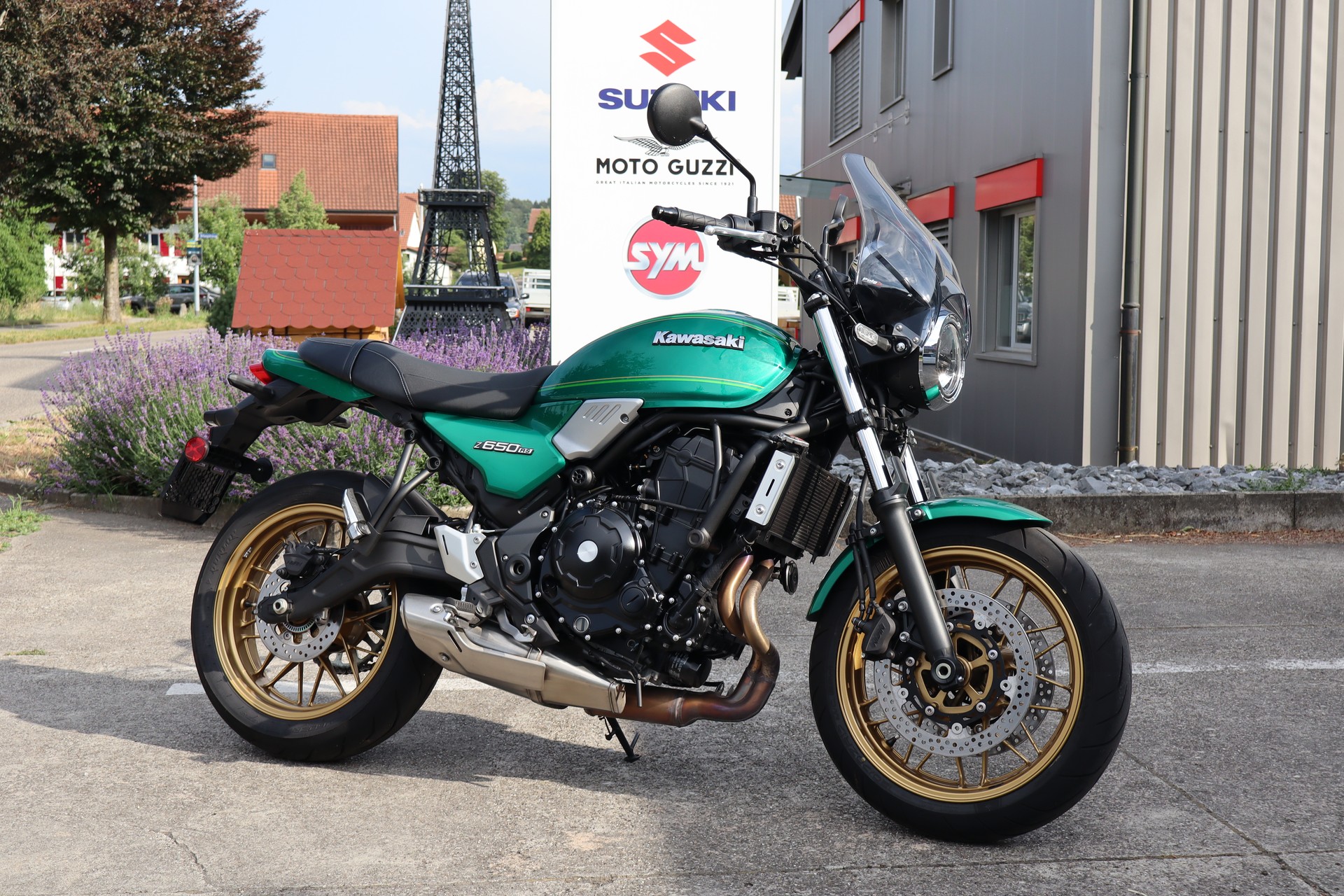 KAWASAKI Z 650 RS (35kW)-showroom-element-1