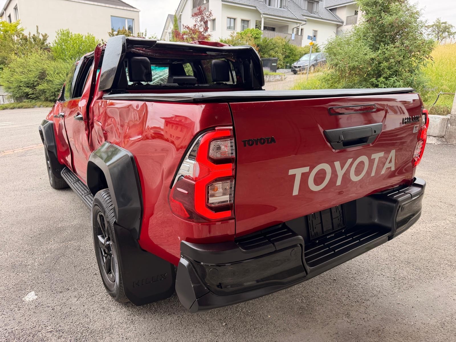 TOYOTA Hilux 2.8d GR Sport II Double Cab 4x4 A-image-3