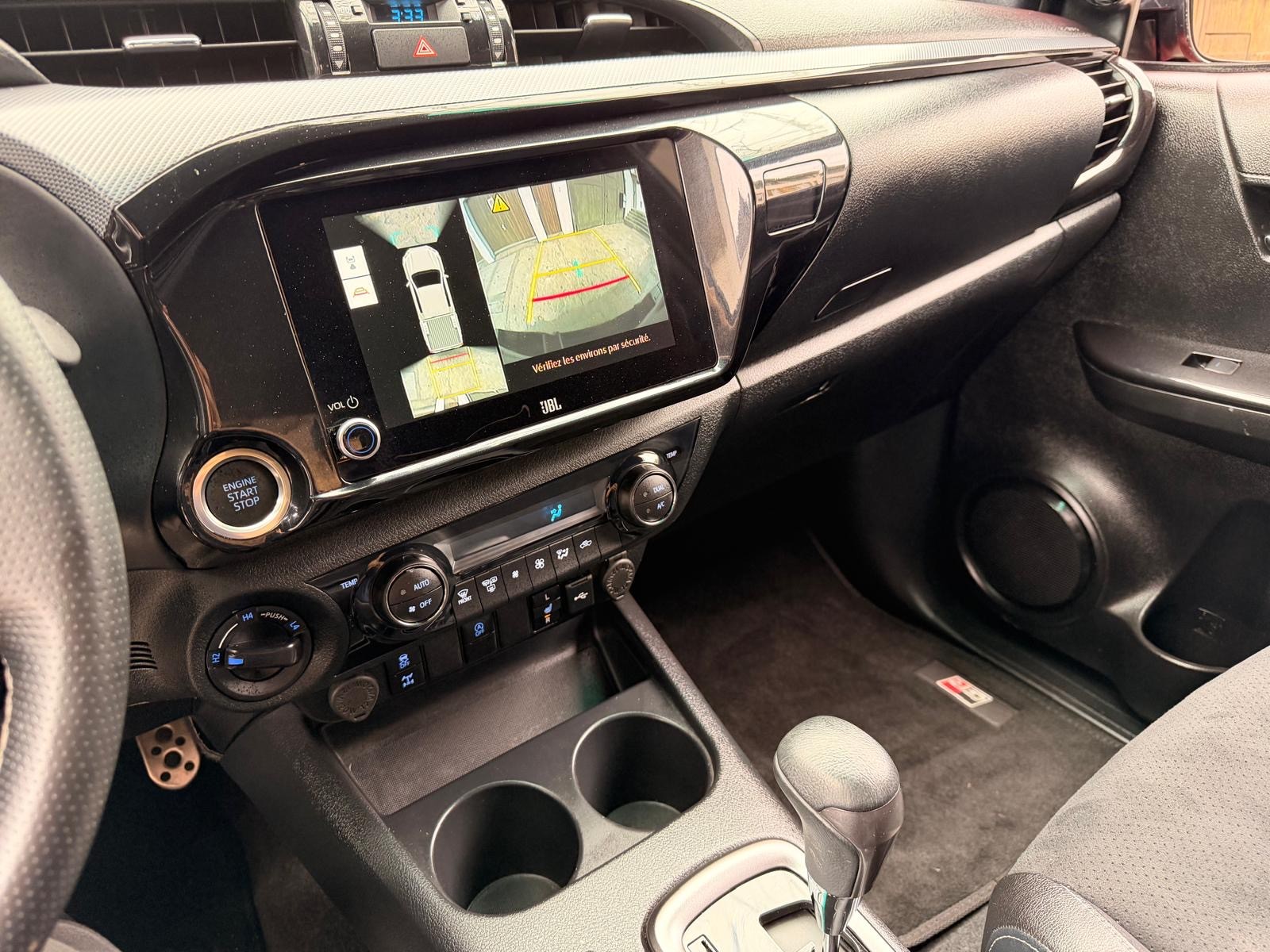 TOYOTA Hilux 2.8d GR Sport II Double Cab 4x4 A-image-9