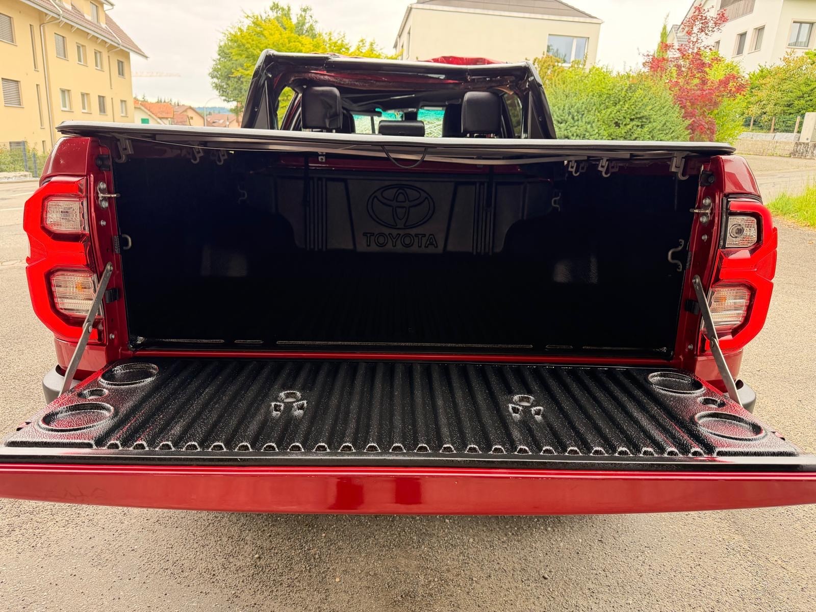 TOYOTA Hilux 2.8d GR Sport II Double Cab 4x4 A-image-12