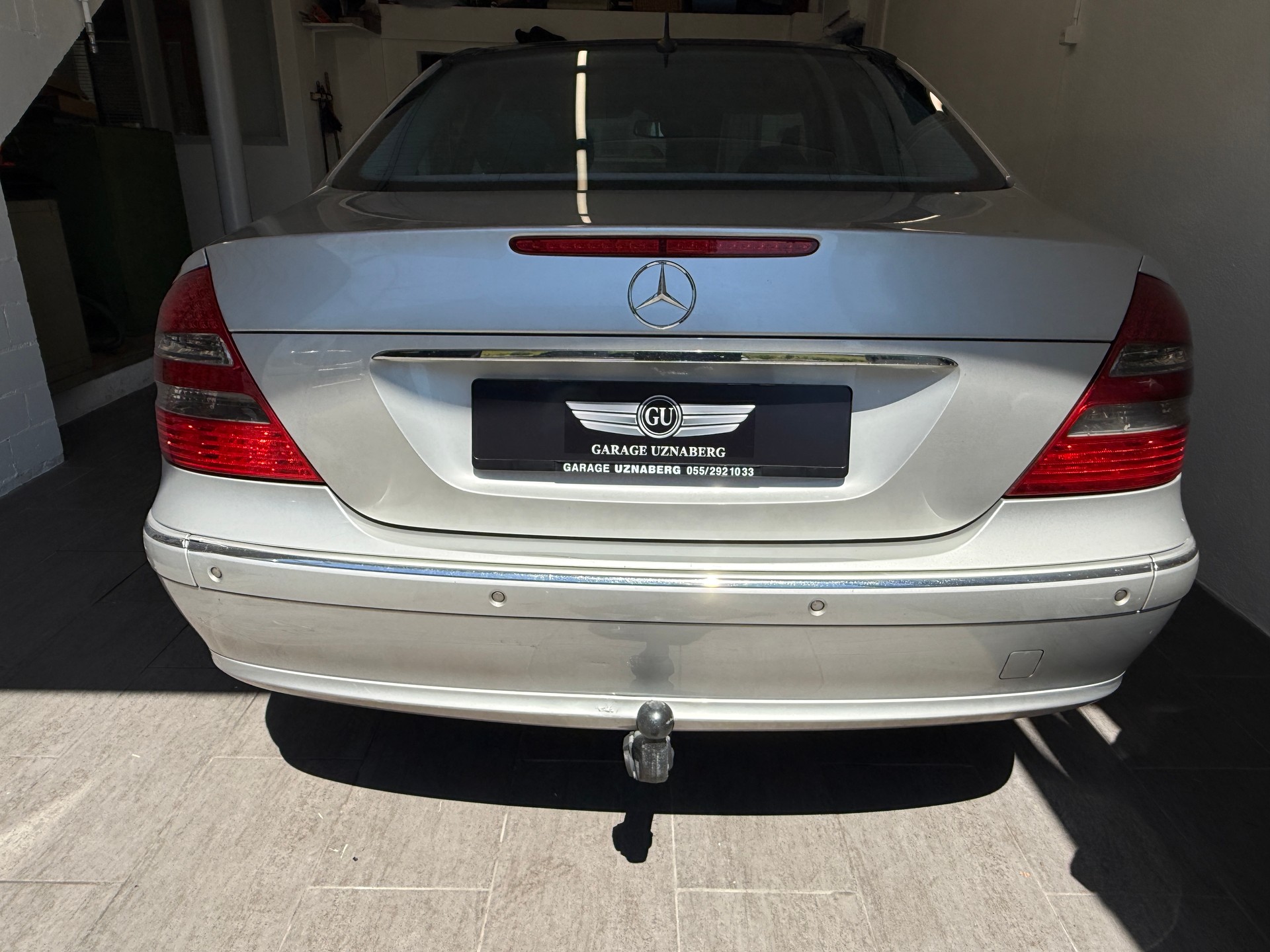 MERCEDES-BENZ E 270 CDI Avantgarde-image-3