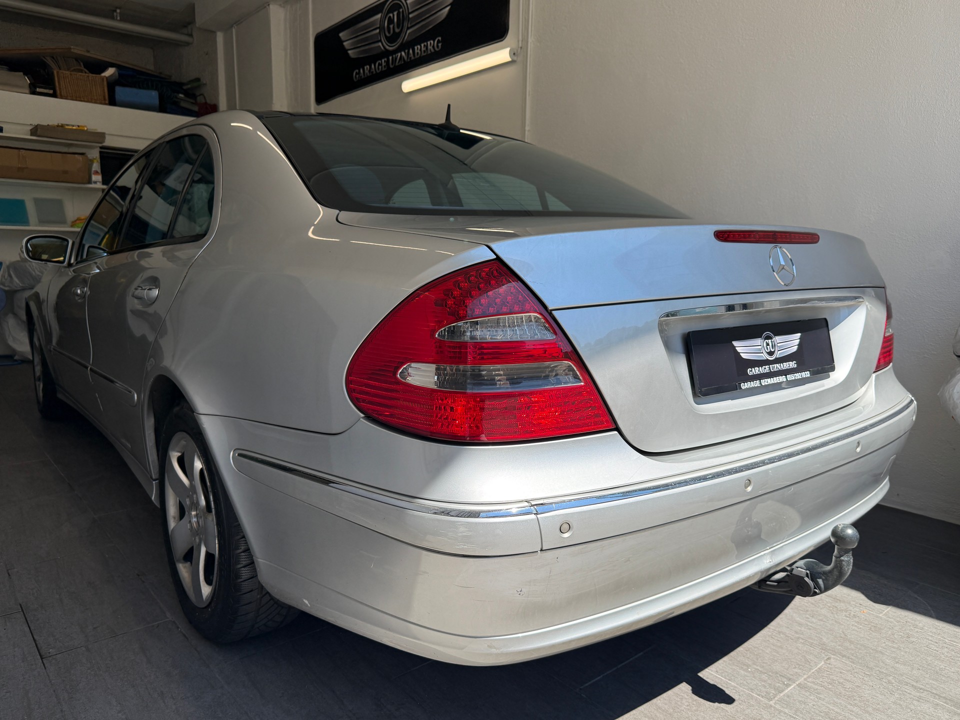 MERCEDES-BENZ E 270 CDI Avantgarde-image-2