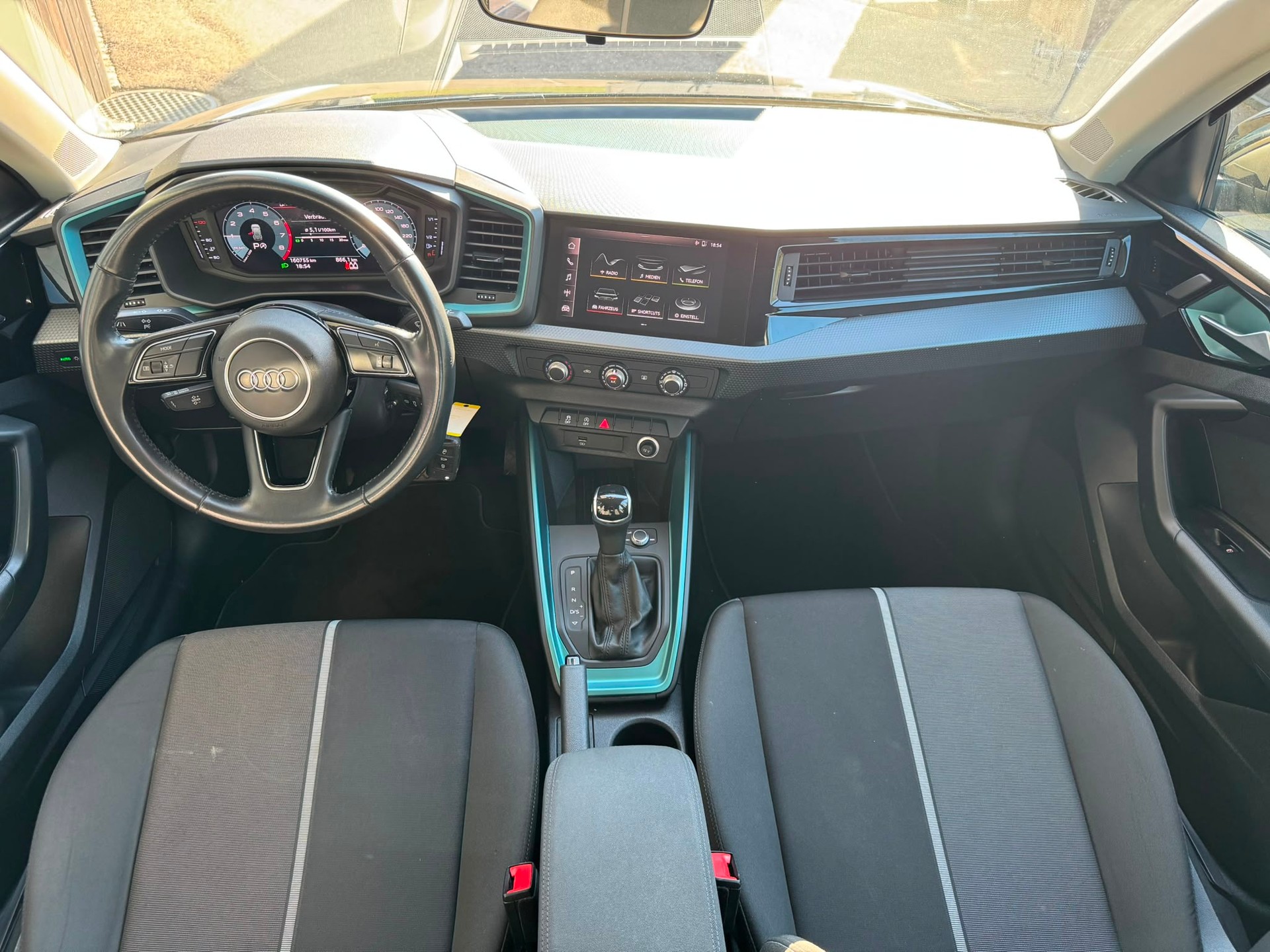 AUDI A1 Sportback 30 TFSI S-tronic-image-9