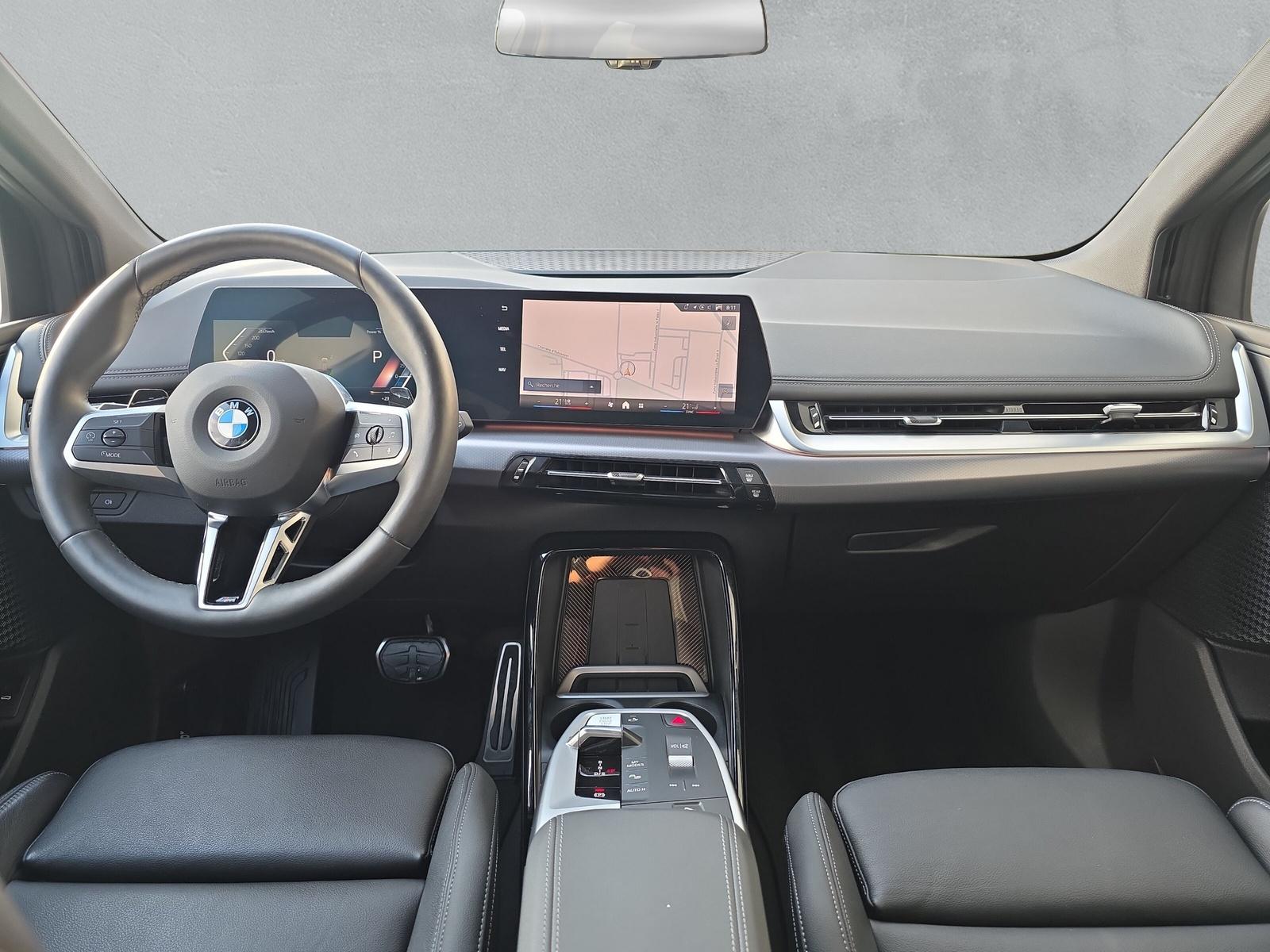 BMW 220i Active Tourer M Sport U06 AHK 1.3T-image-16