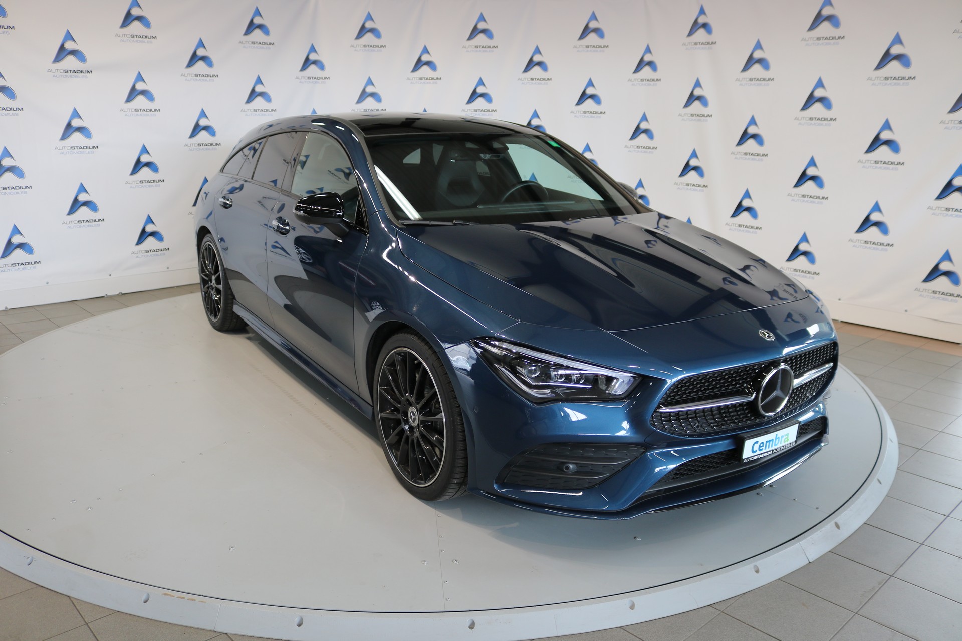 MERCEDES-BENZ CLA Shooting Brake 250 4Matic 7G-DCT AMG Line-image-0