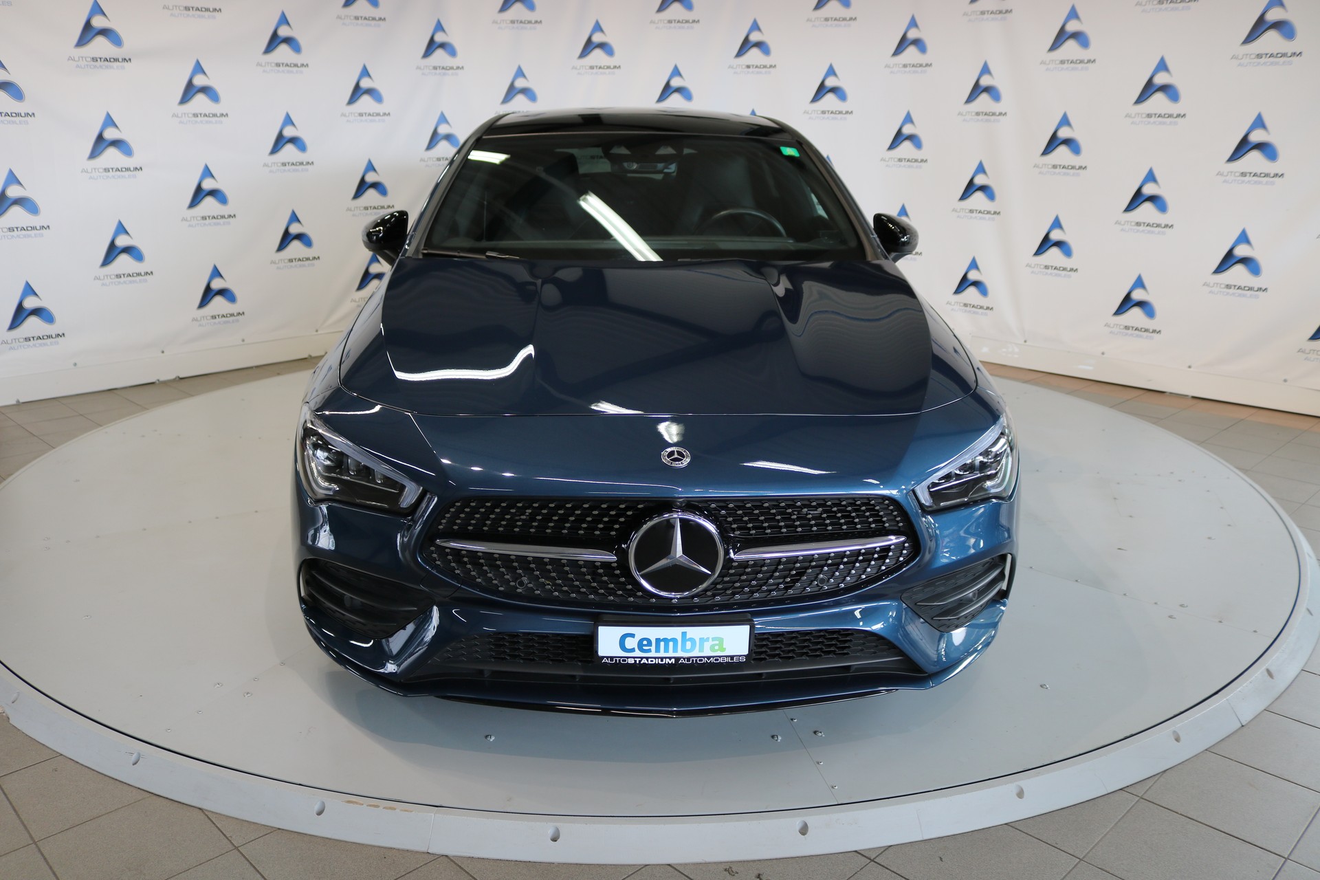 MERCEDES-BENZ CLA Shooting Brake 250 4Matic 7G-DCT AMG Line-image-7