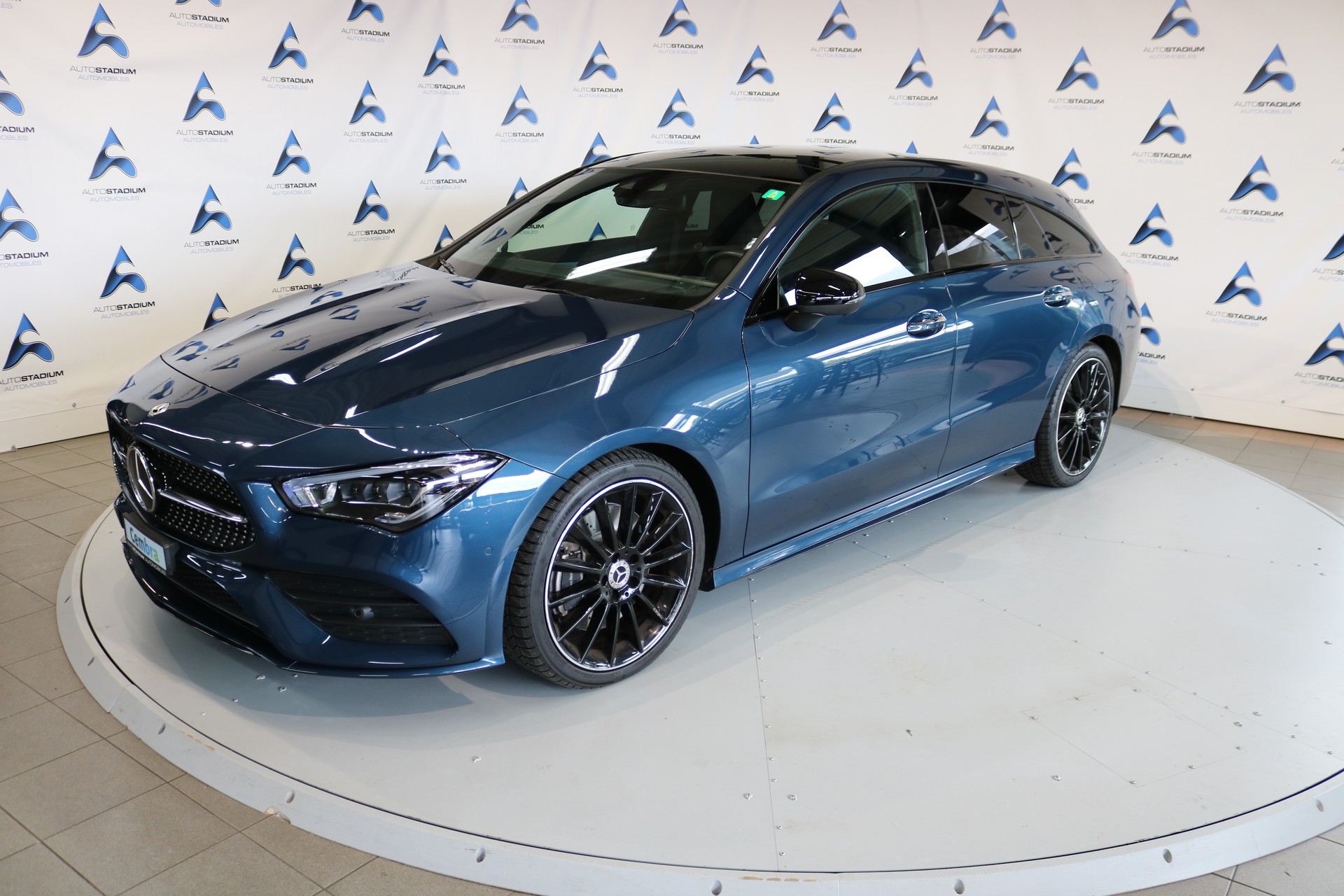 MERCEDES-BENZ CLA Shooting Brake 250 4Matic 7G-DCT AMG Line-image-9