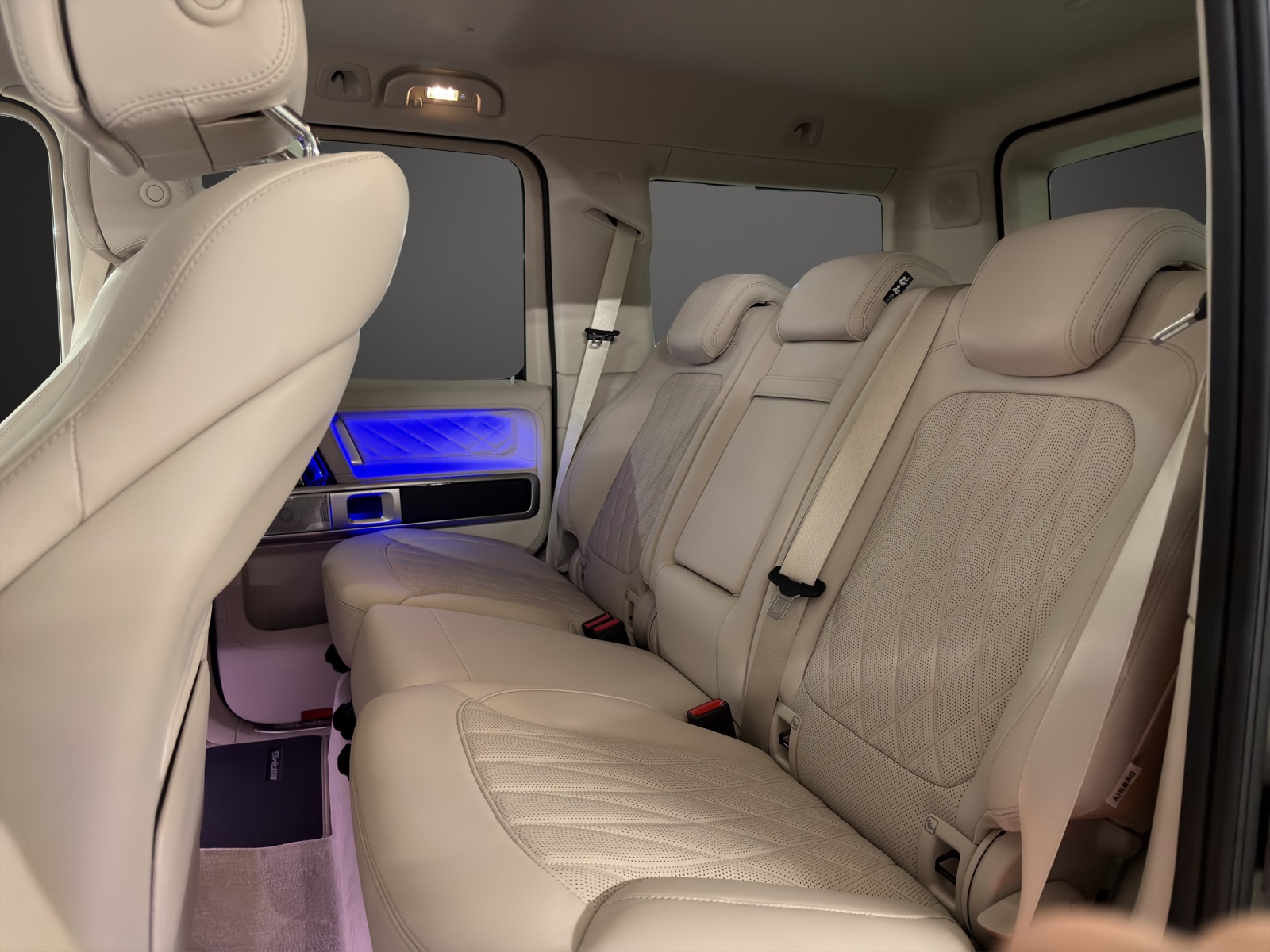 MERCEDES-BENZ G 63 AMG 9G-Tronic-image-13