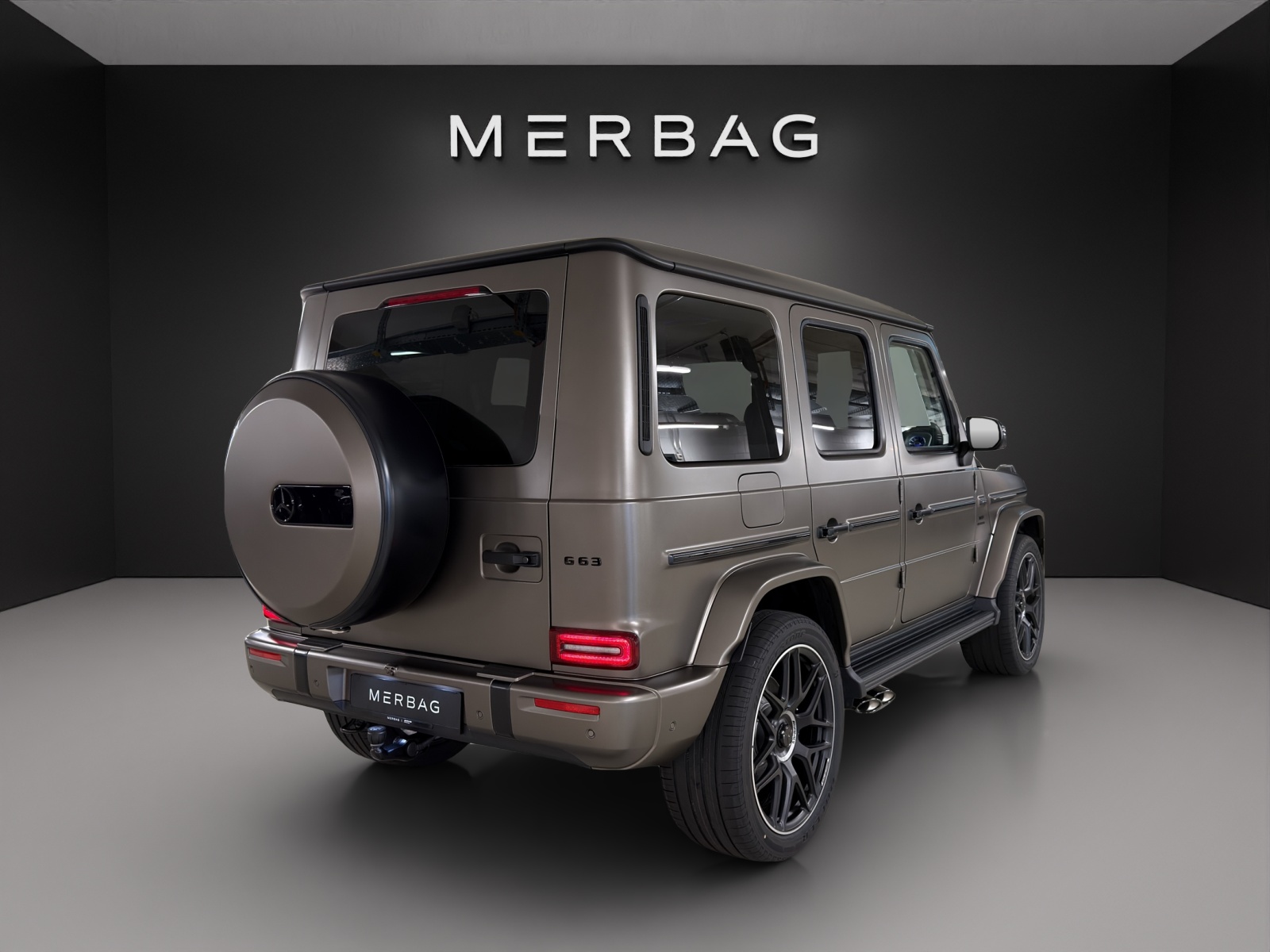 MERCEDES-BENZ G 63 AMG 9G-Tronic-image-2