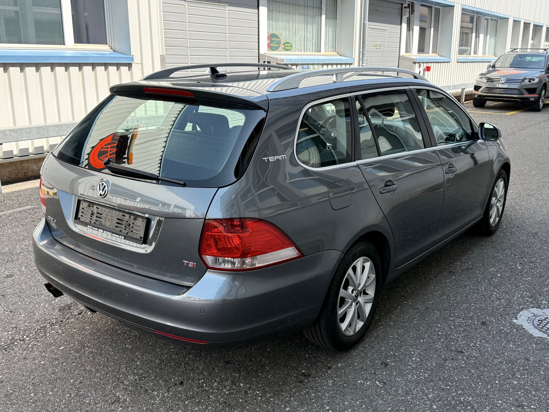 VW Golf Variant 1.4 TSI Team DSG-image-2