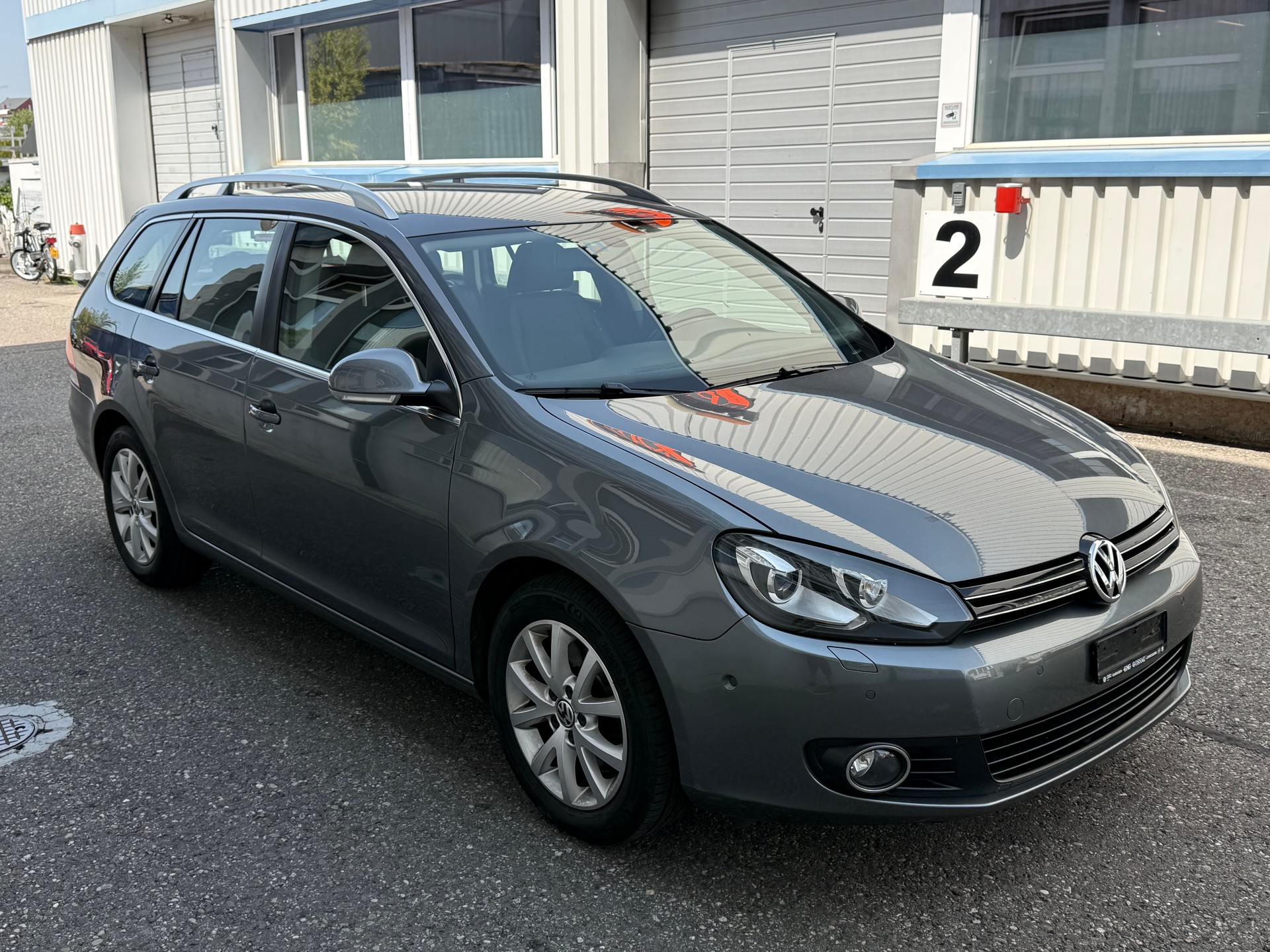 VW Golf Variant 1.4 TSI Team DSG-image-1