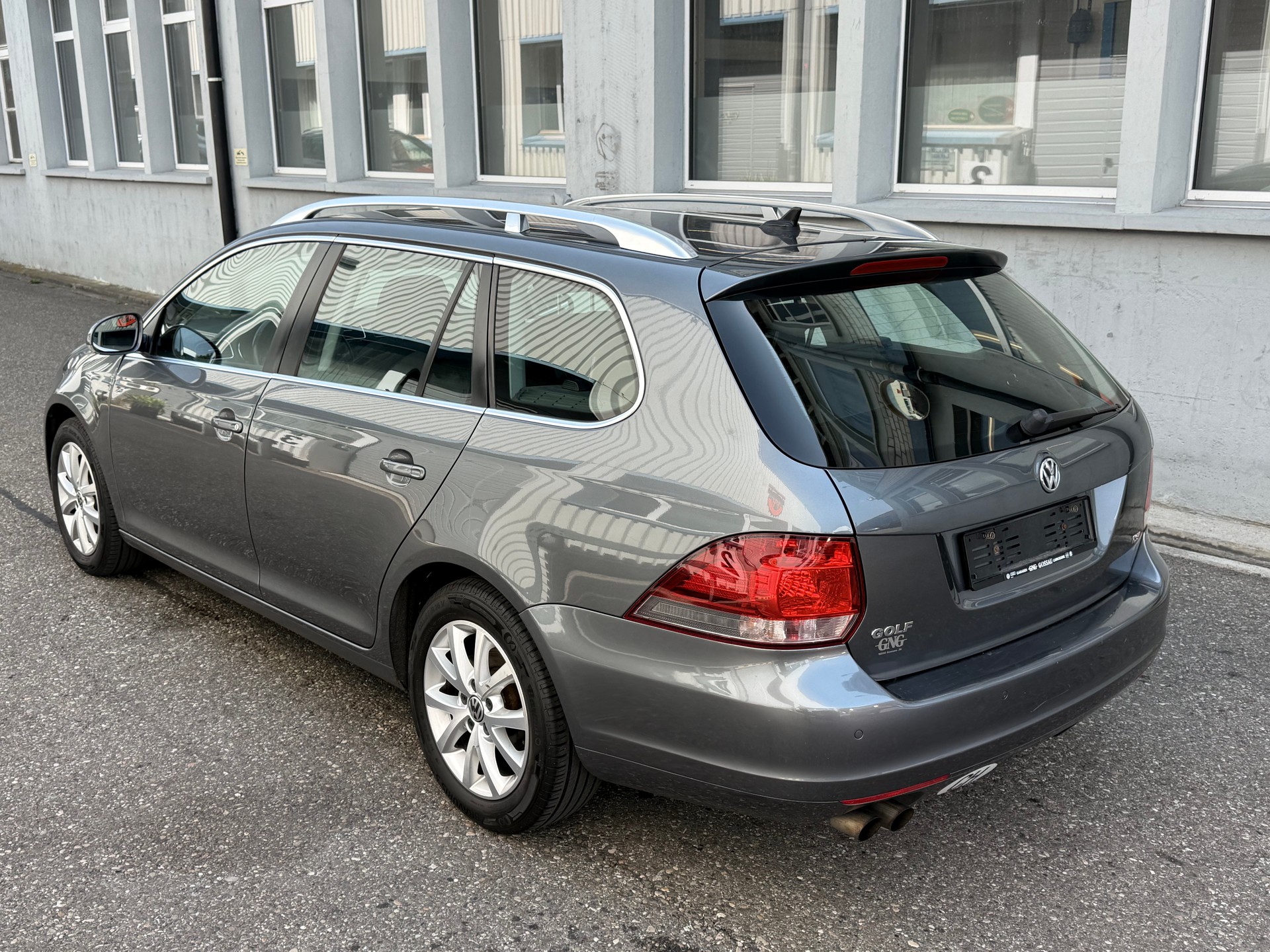 VW Golf Variant 1.4 TSI Team DSG-image-3