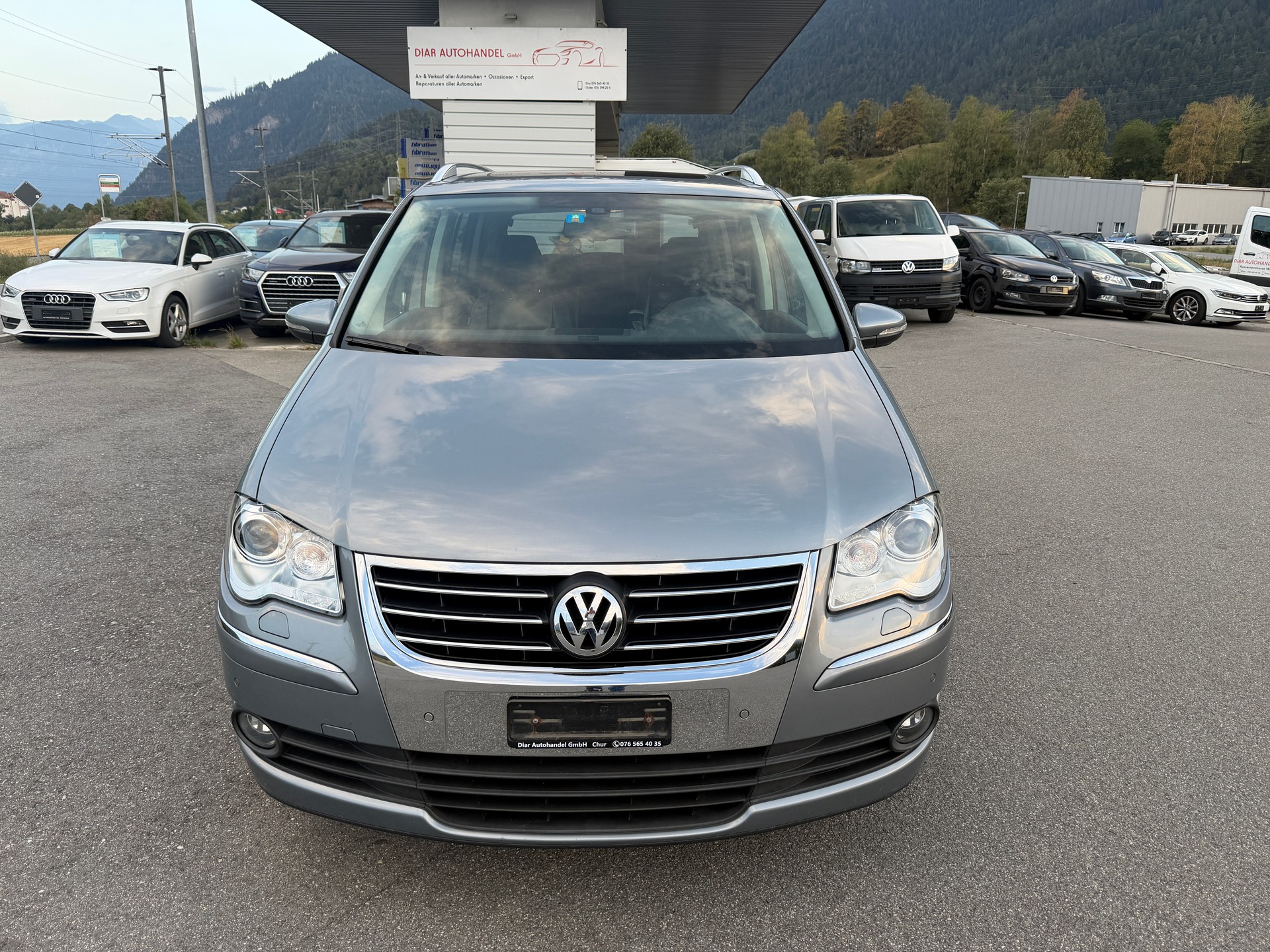 VW Touran 1.4 EcoFuel Highline DSG-image-0