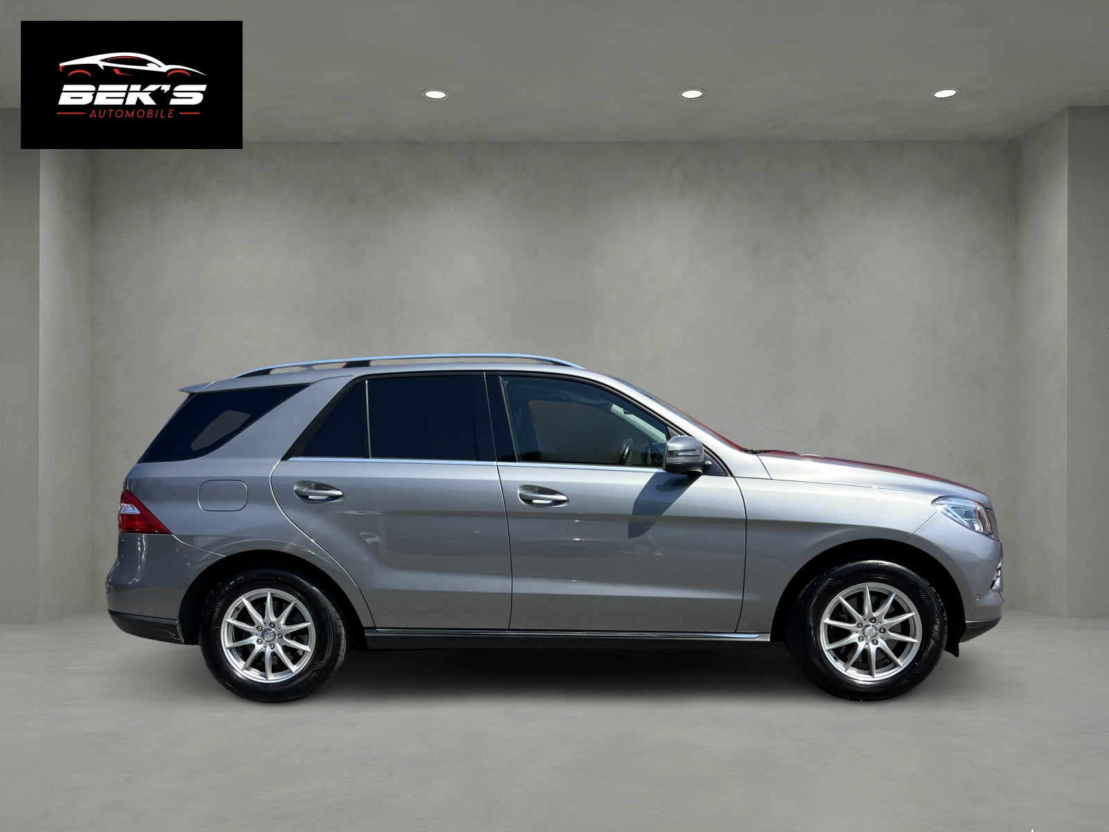 MERCEDES-BENZ ML 250 BlueTEC Executive 4Matic 7G-Tronic-image-5