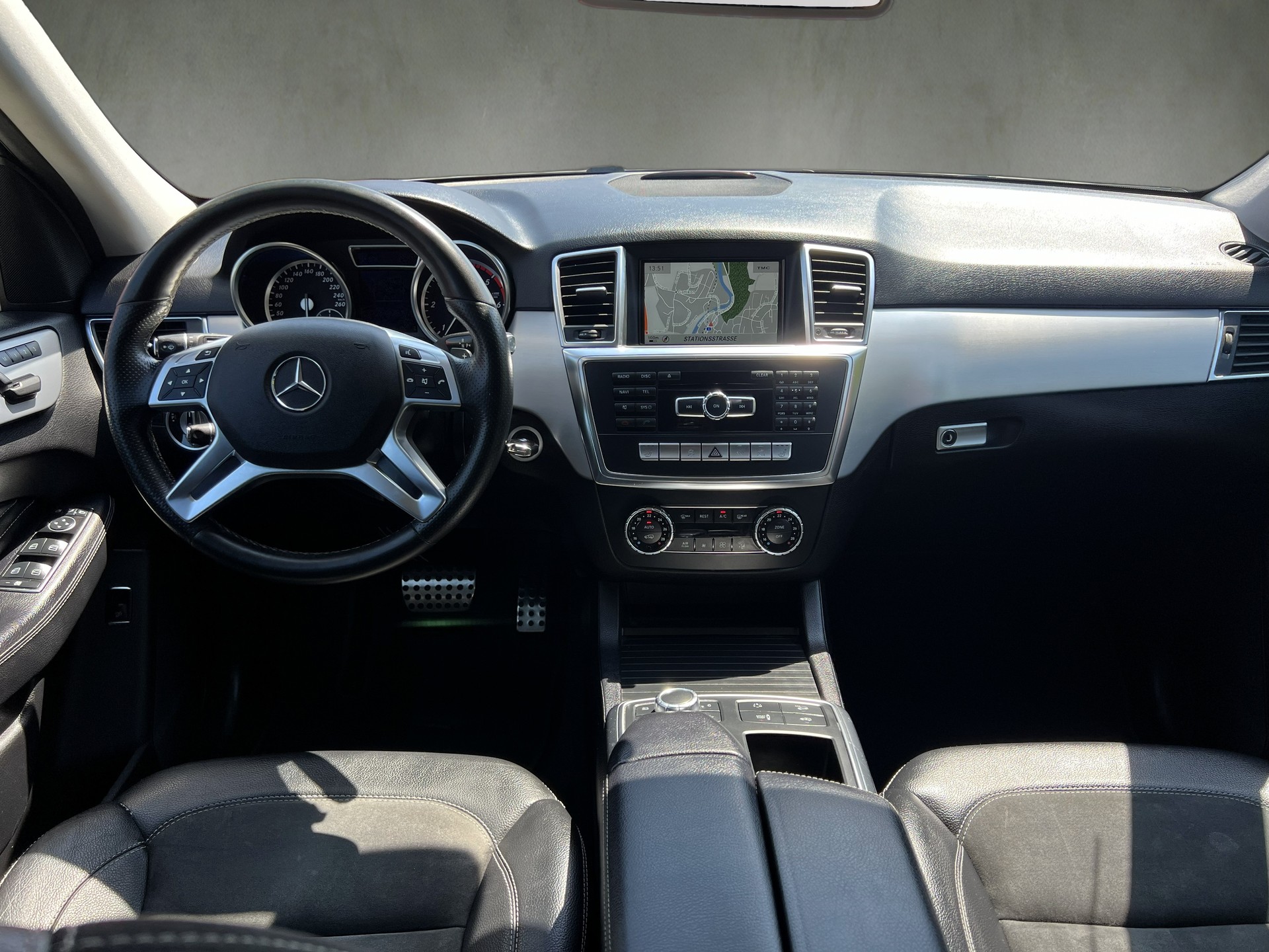 MERCEDES-BENZ ML 250 BlueTEC Executive 4Matic 7G-Tronic-image-23
