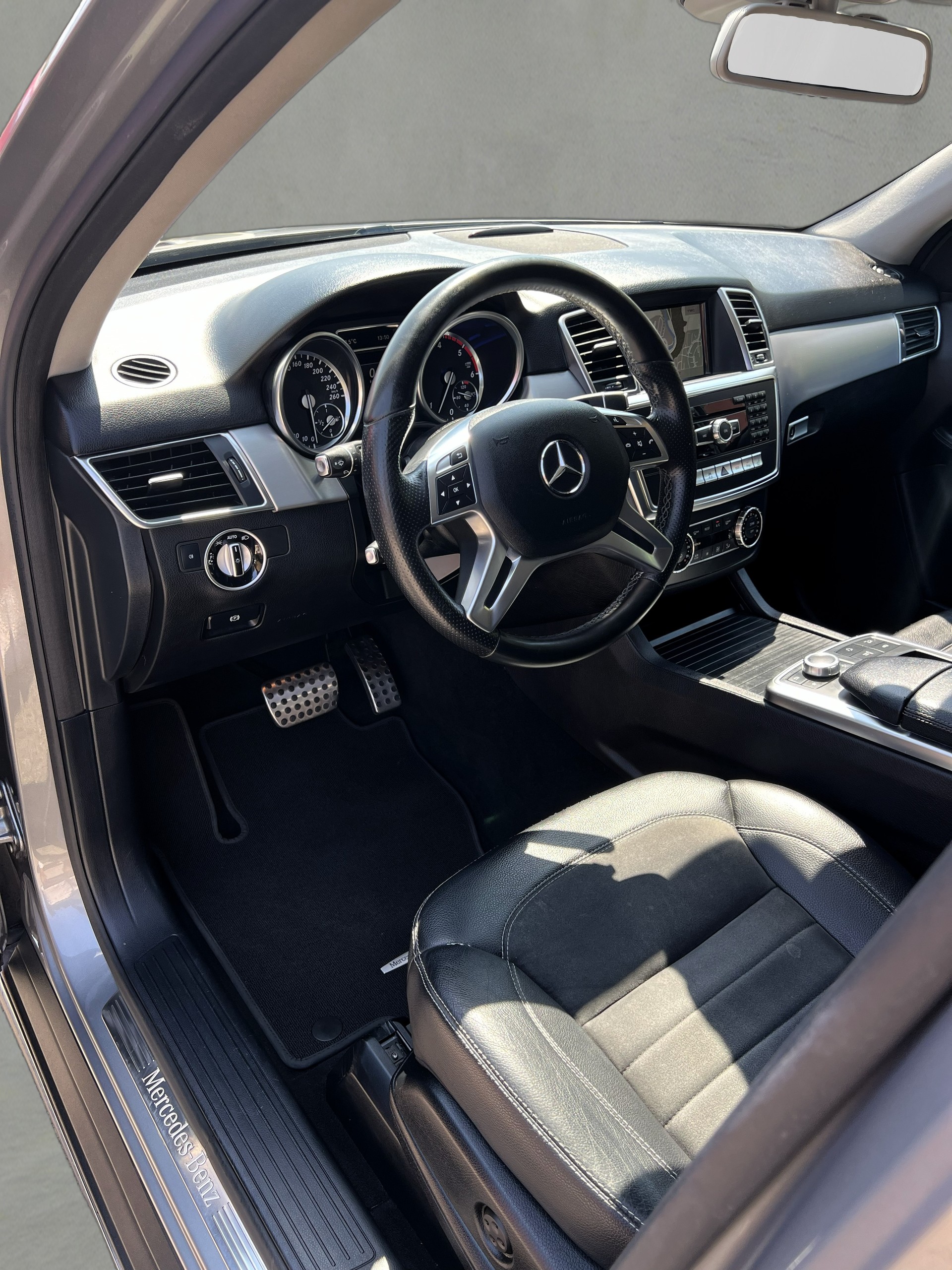 MERCEDES-BENZ ML 250 BlueTEC Executive 4Matic 7G-Tronic-image-15