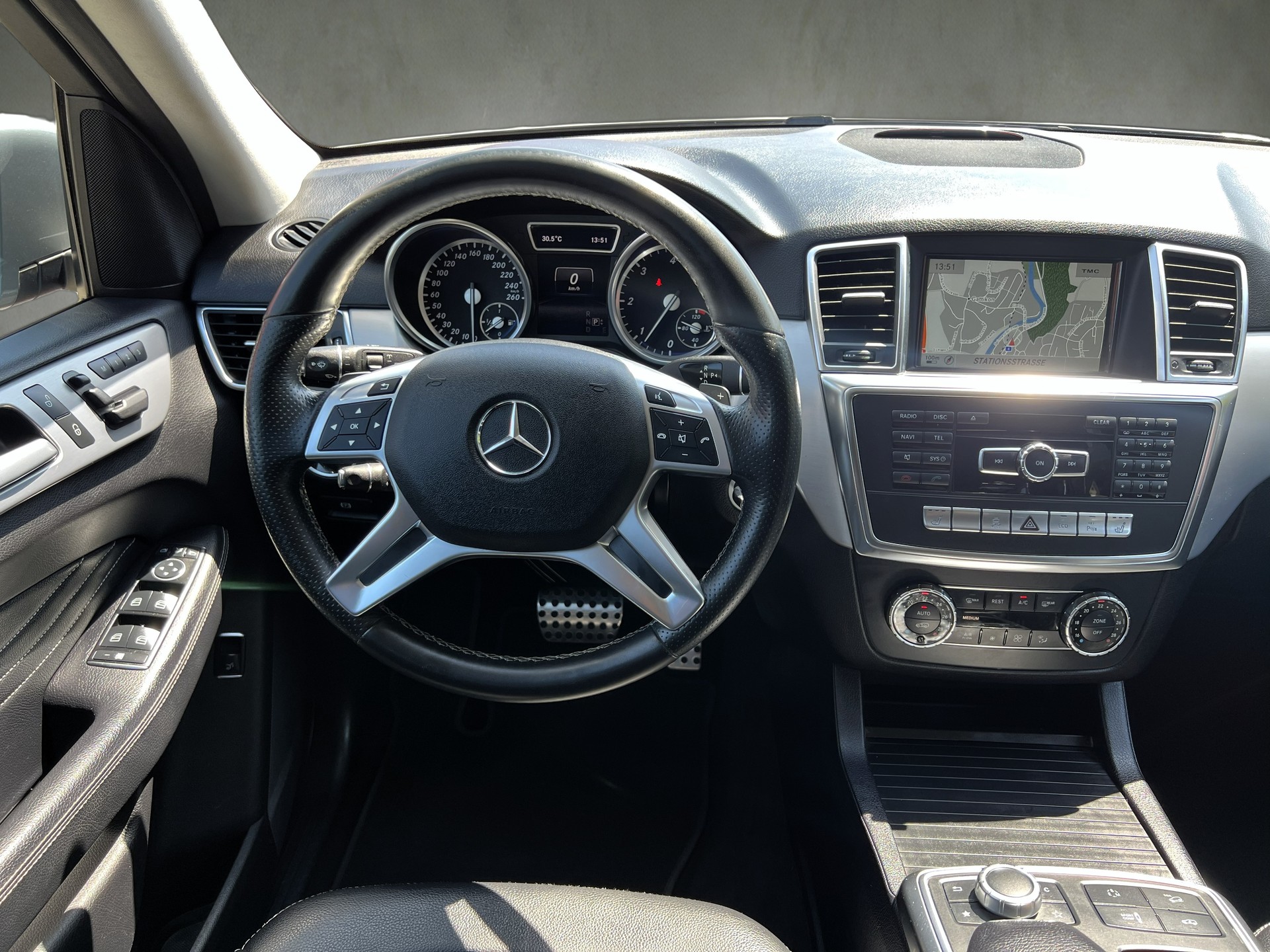 MERCEDES-BENZ ML 250 BlueTEC Executive 4Matic 7G-Tronic-image-22