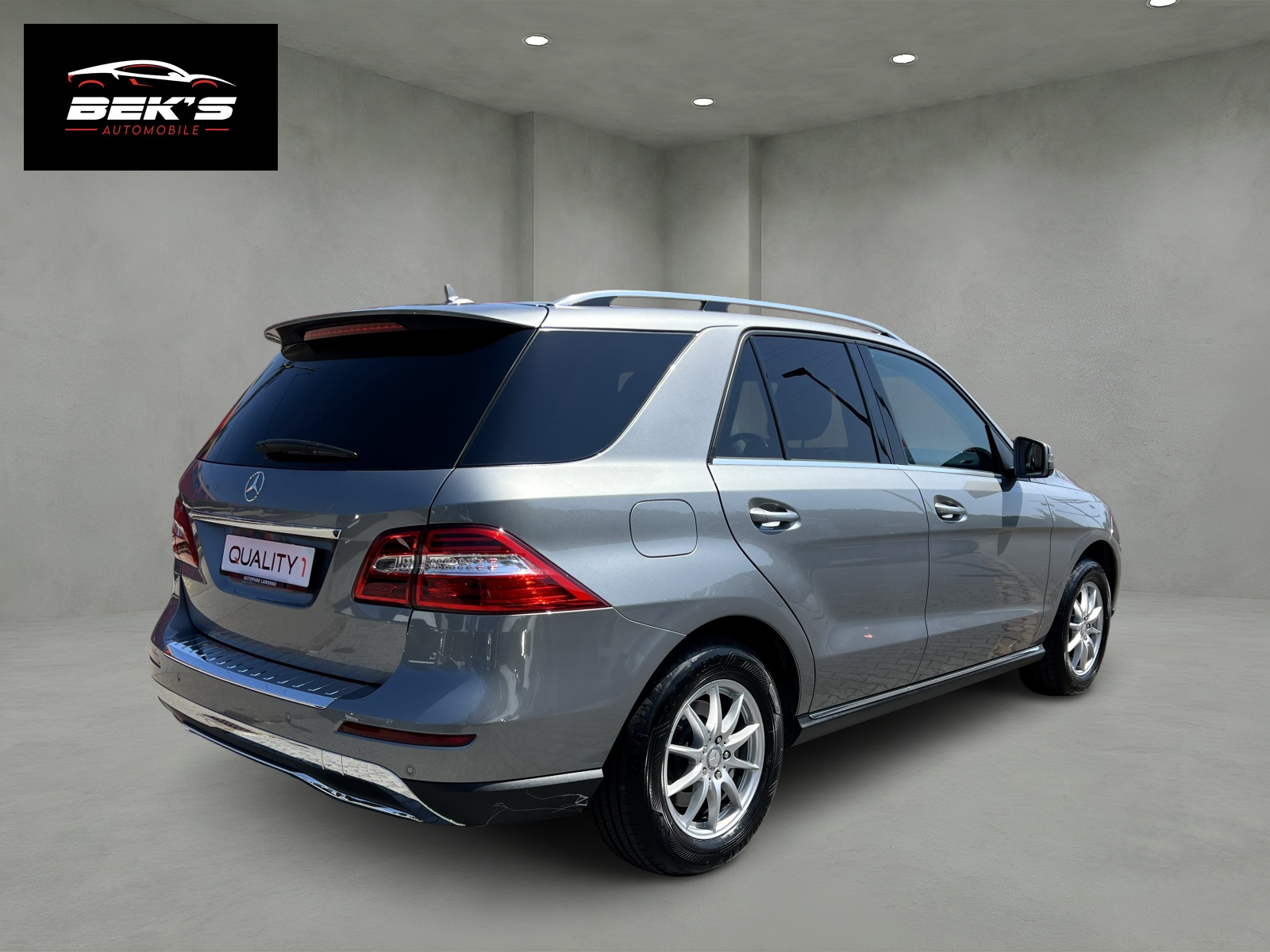 MERCEDES-BENZ ML 250 BlueTEC Executive 4Matic 7G-Tronic-image-4