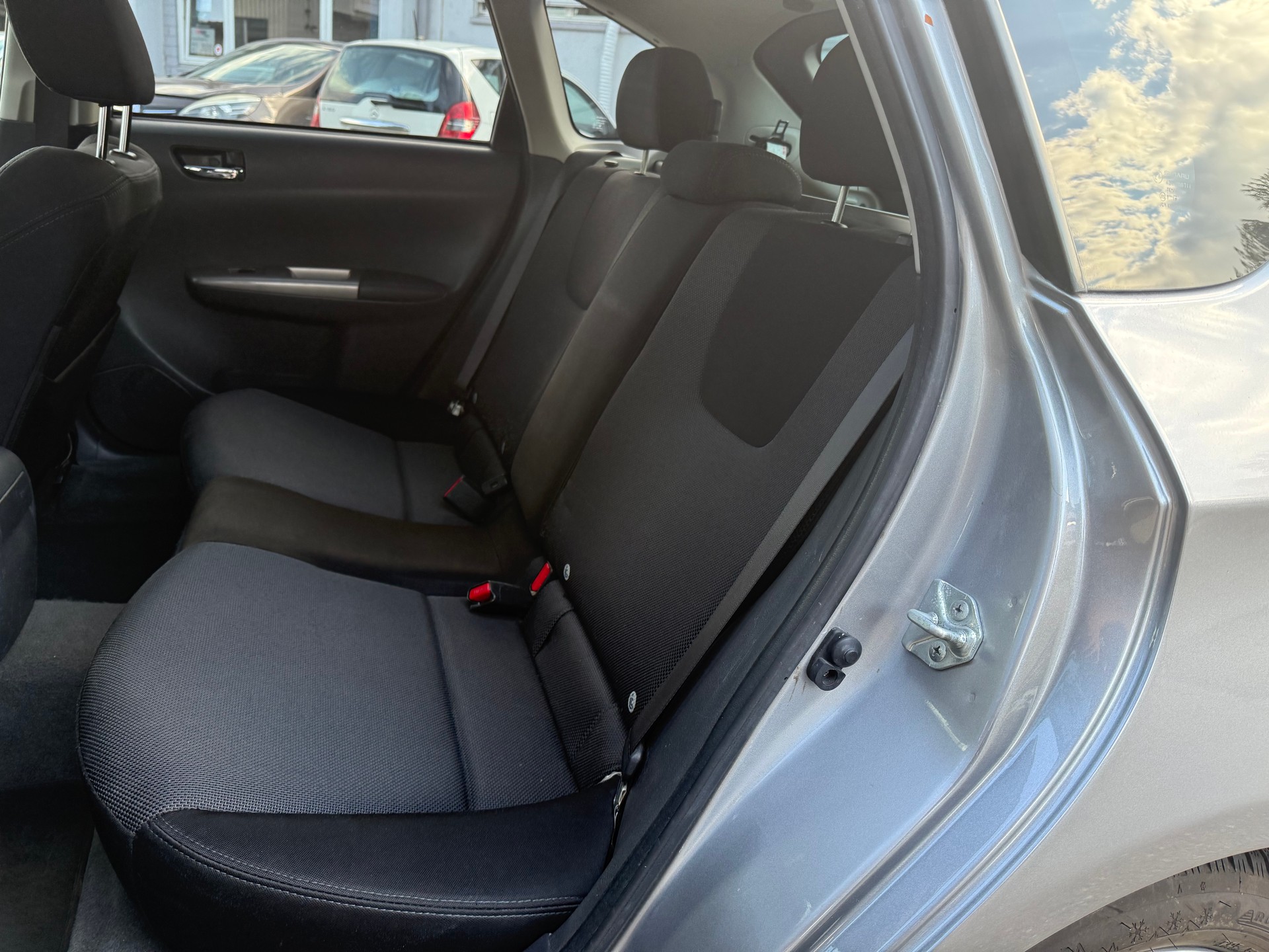 SUBARU Impreza 2.0R Comfort-image-9
