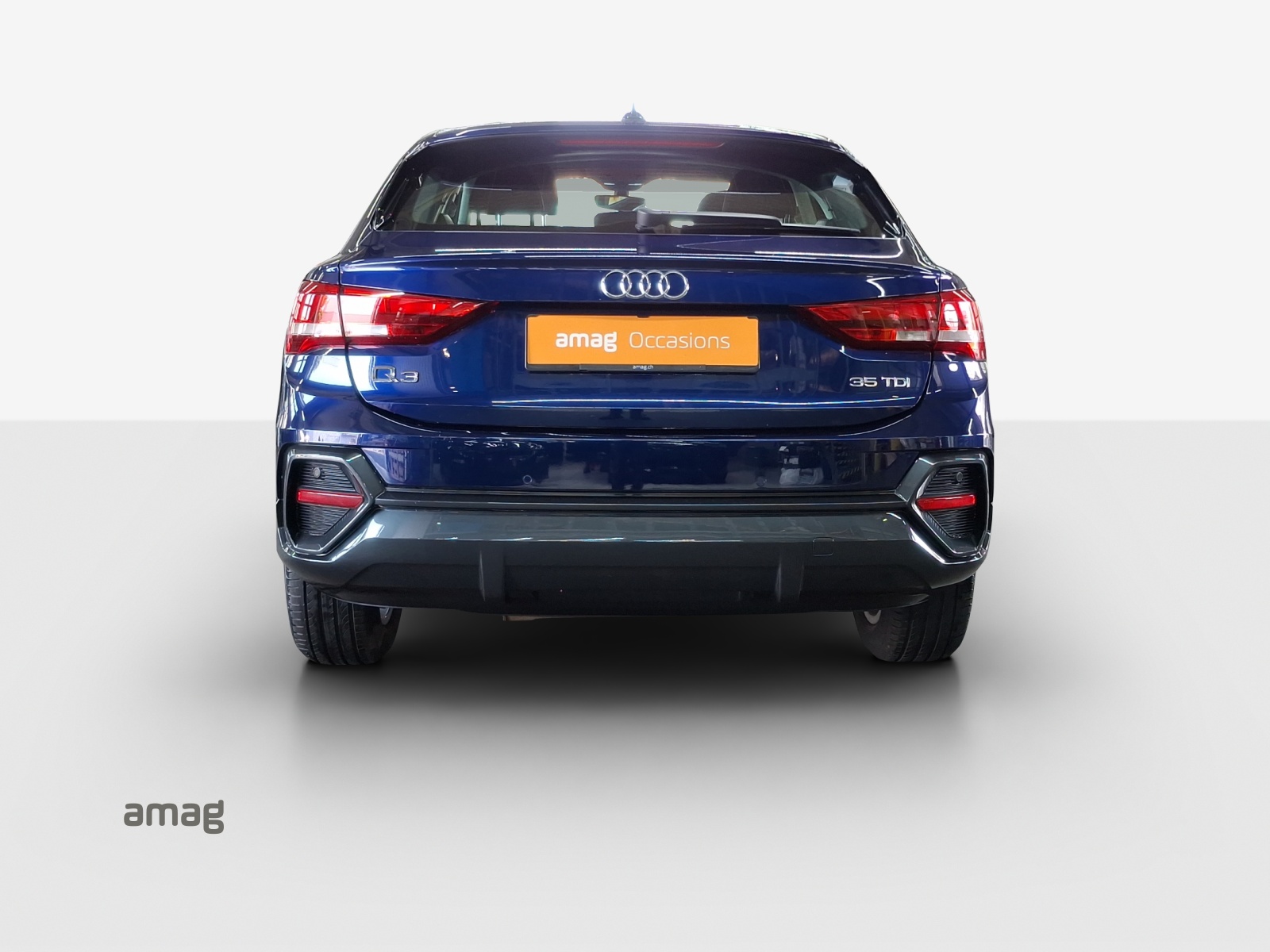 AUDI Q3 Sportback 35 TDI quattro S-tronic-image-3