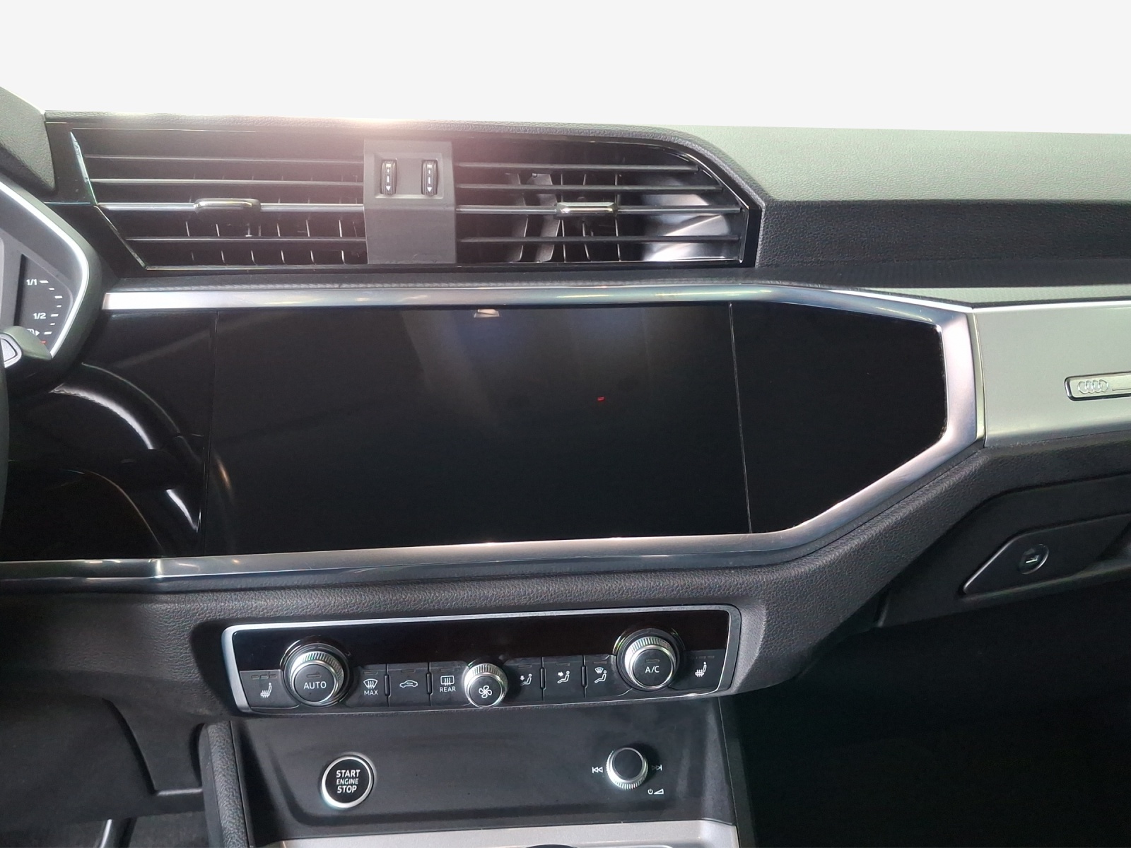 AUDI Q3 Sportback 35 TDI quattro S-tronic-image-10