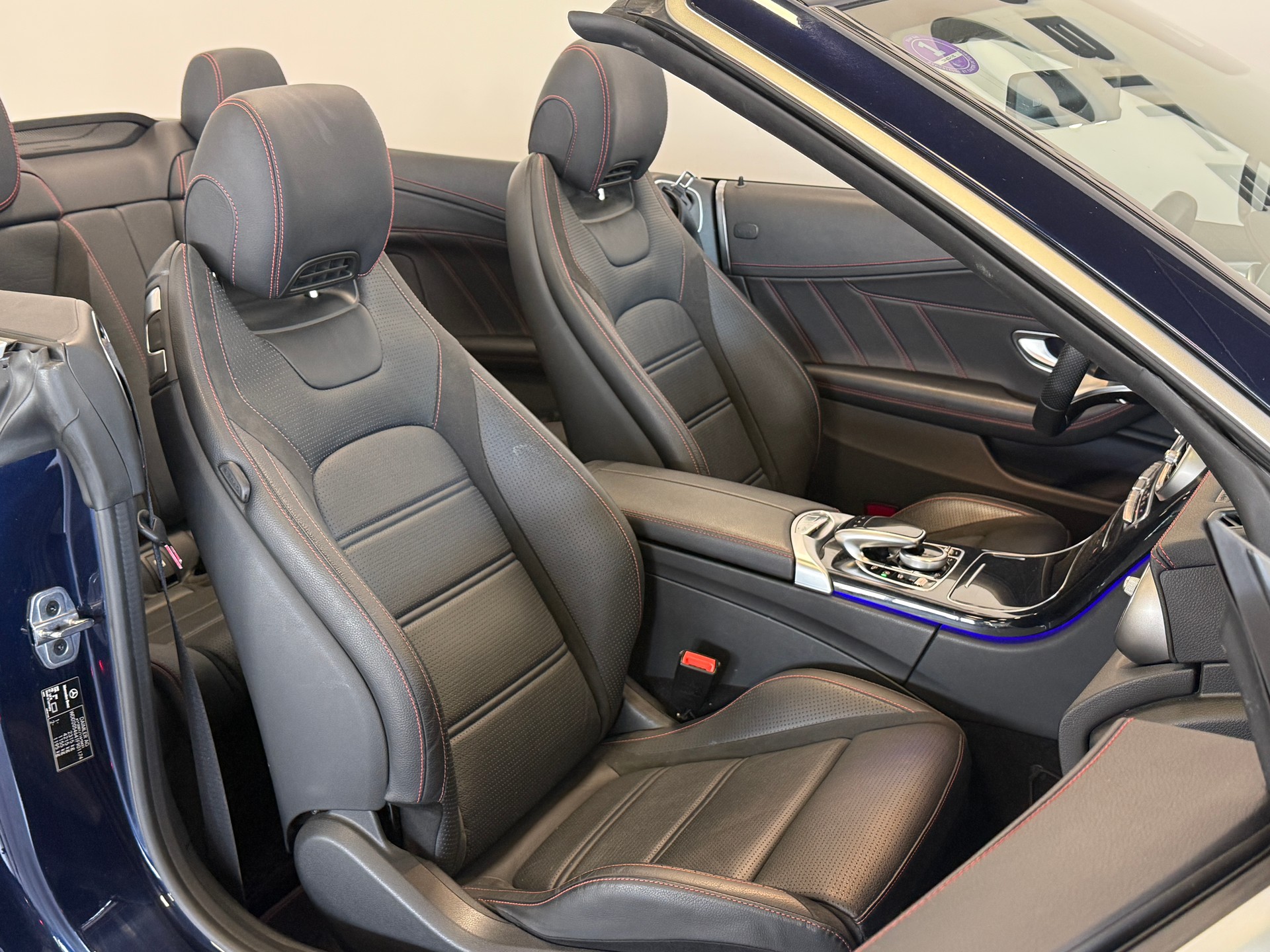 MERCEDES-BENZ C 43 Cabriolet AMG 4Matic 9G-Tronic-image-13