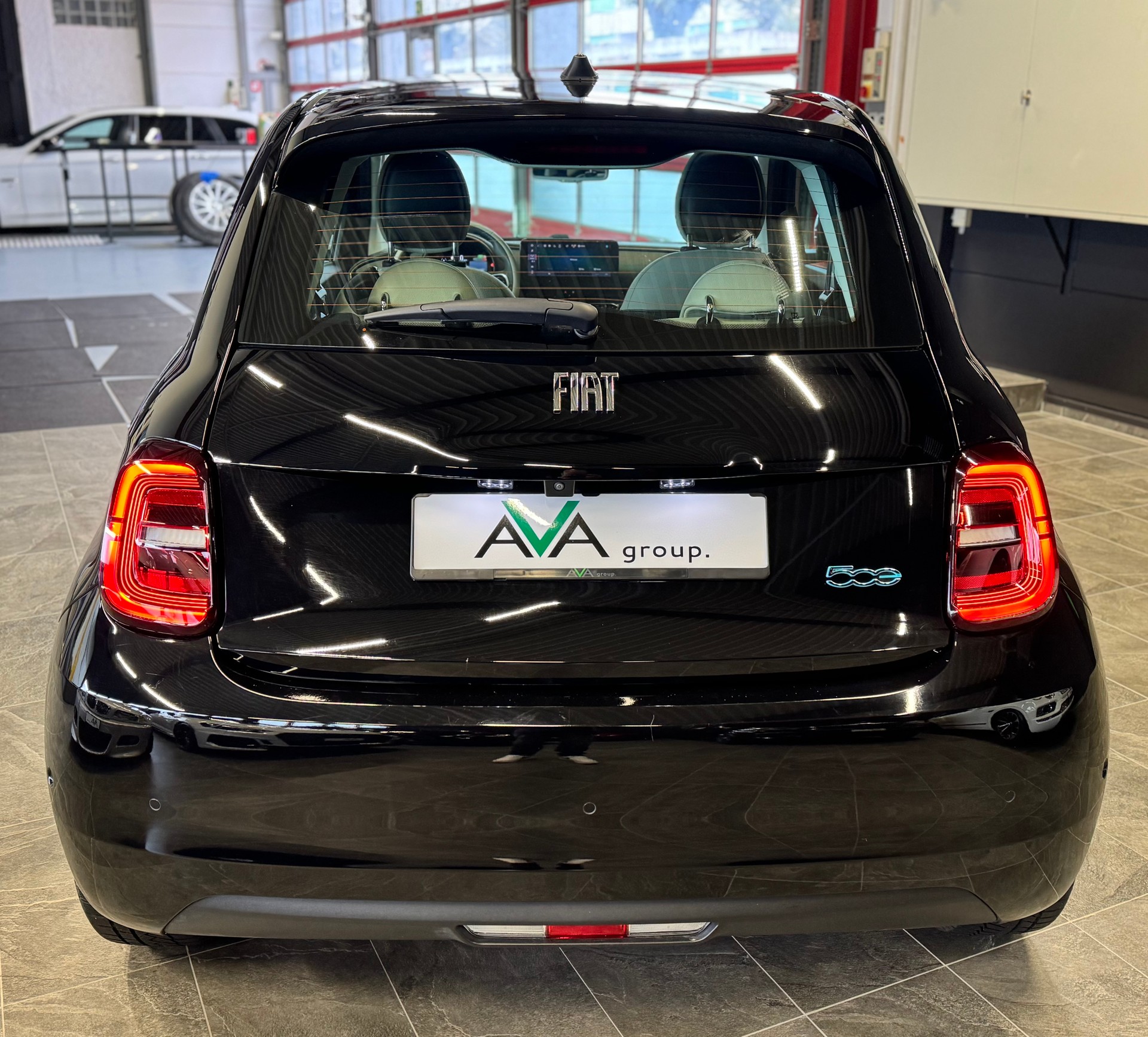 FIAT 500 electric 87 kW La Prima-image-5