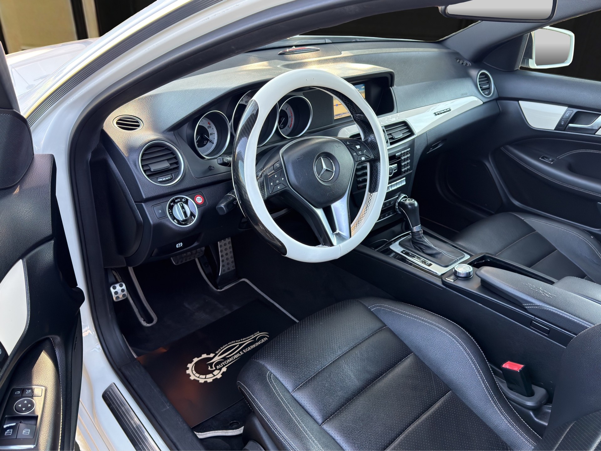 MERCEDES-BENZ C 250 CDI Coupé 7G-Tronic-image-8