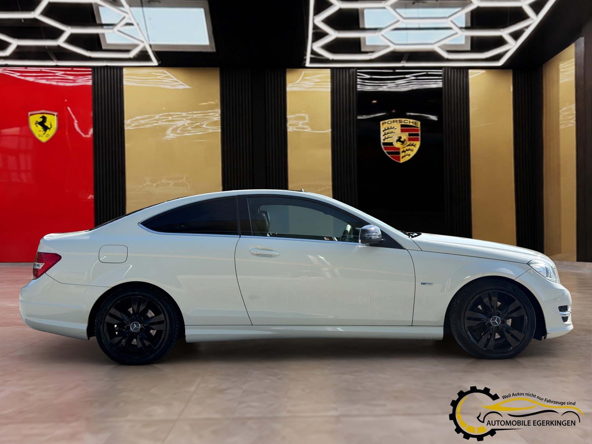 MERCEDES-BENZ C 250 CDI Coupé 7G-Tronic-showroom-element-3