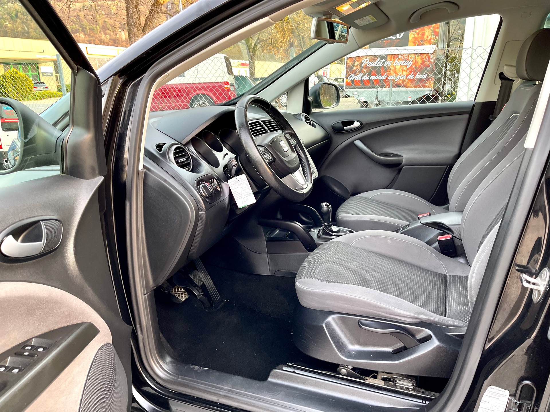 SEAT Altea XL 2.0 TDI ITECH 4x4-image-14