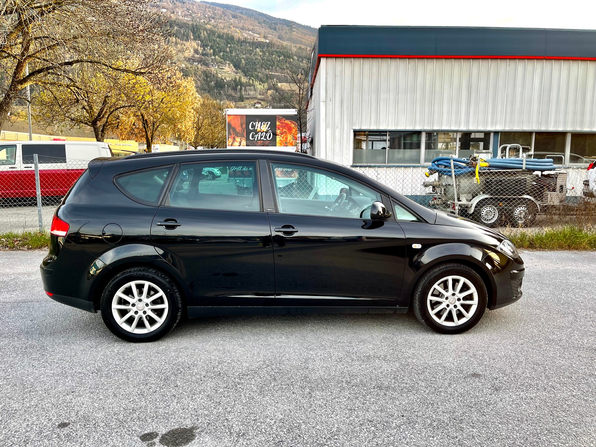 SEAT Altea XL 2.0 TDI ITECH 4x4-showroom-element-3
