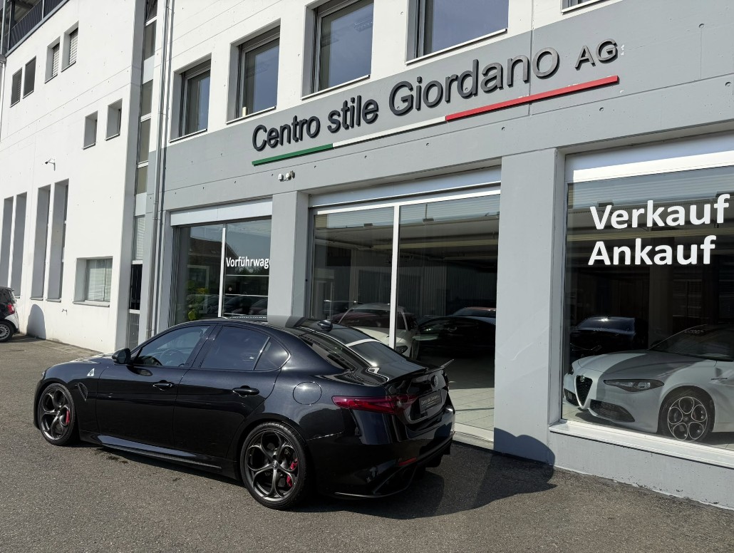 ALFA ROMEO Giulia 2.9 V6 Quadrifoglio "Handschaltung"-image-2