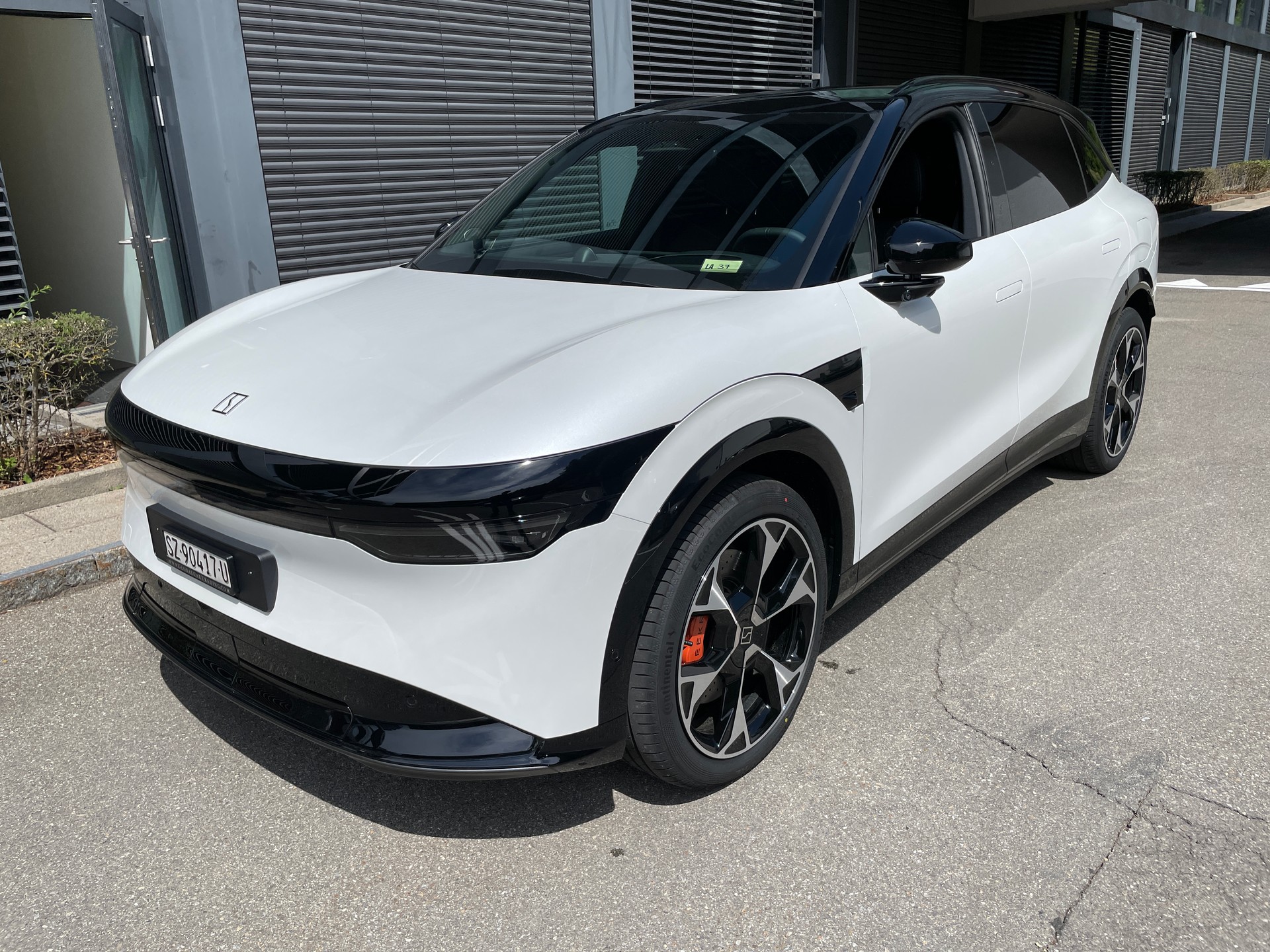 ZEEKR 7X 100kWh Privilege AWD mit Comfort und Cockpit Paket-image-0