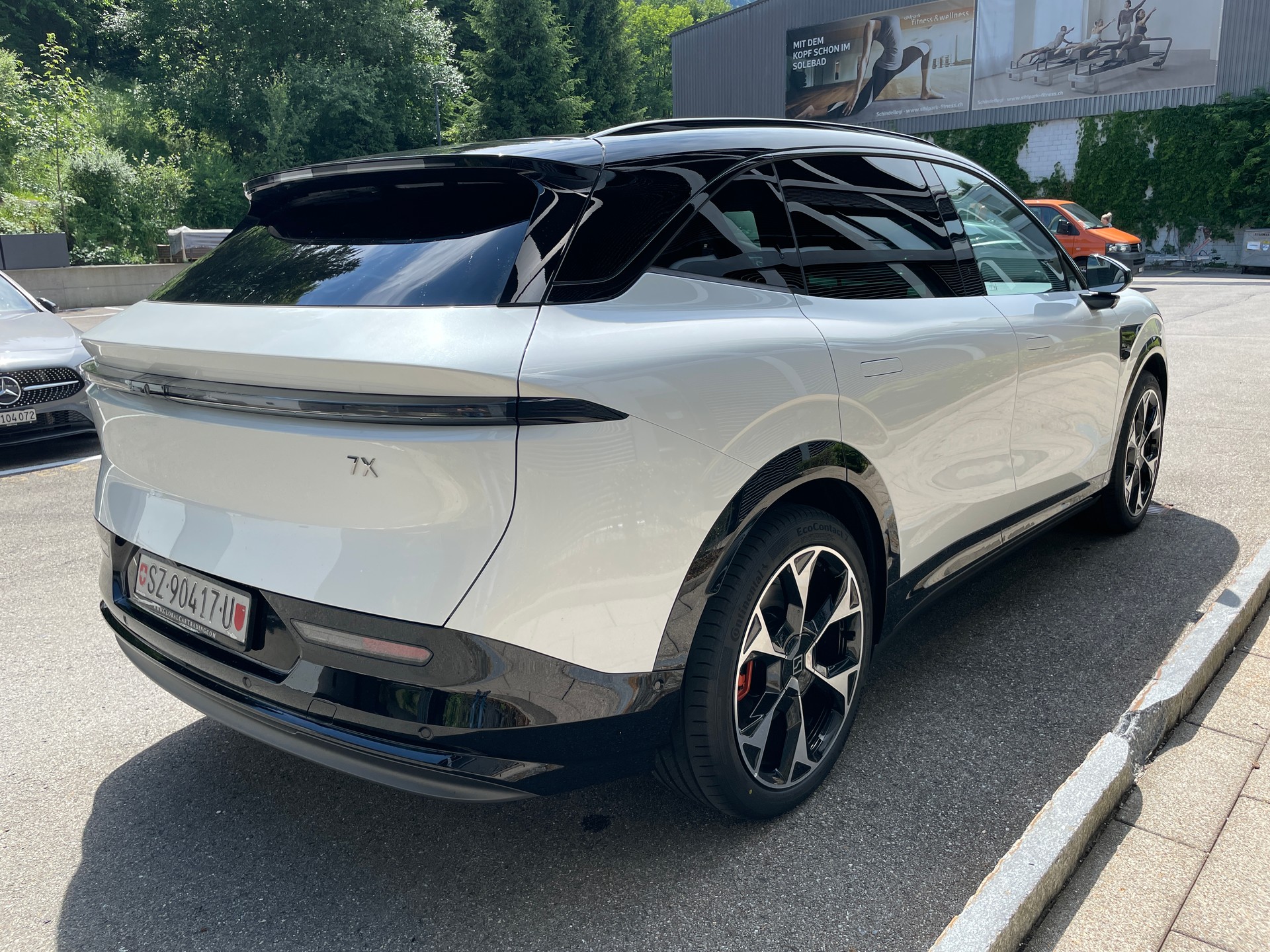 ZEEKR 7X 100kWh Privilege AWD mit Comfort und Cockpit Paket-image-6