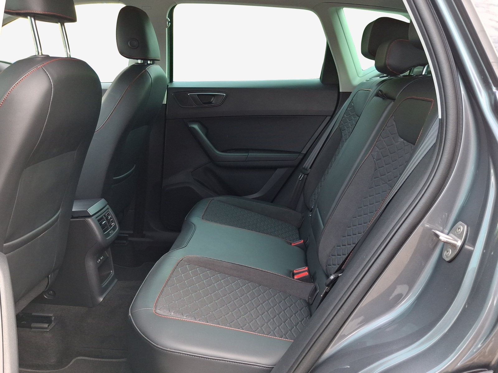 SEAT Ateca 1.5 TSI EVO DSG FR-image-11