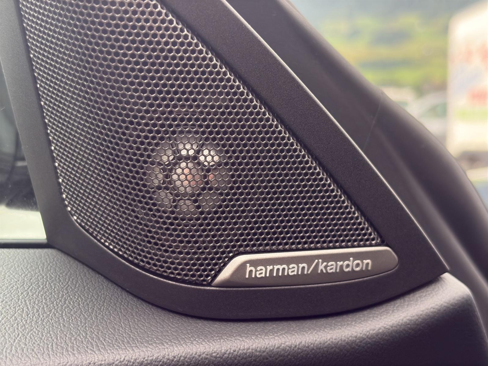 BMW i4 M50-image-19