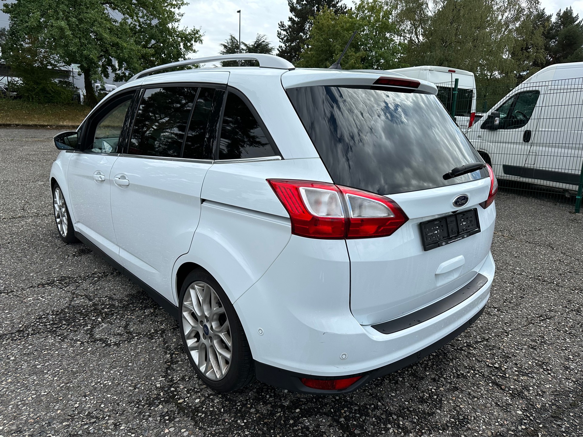 FORD GrC-Max 1.5 SCTi Titanium Automat-image-0
