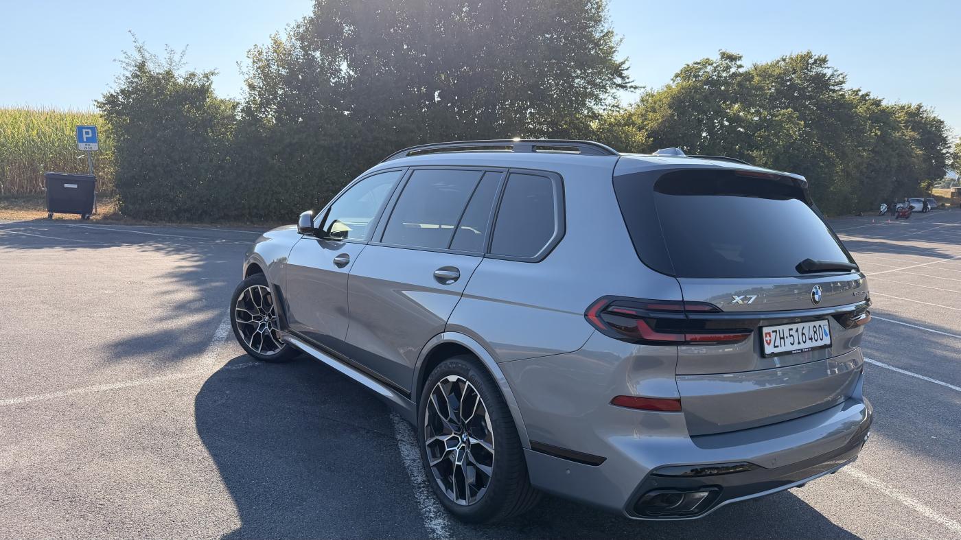 BMW X7 xDrive 48V 40i M Sport Pro Steptronic-image-4