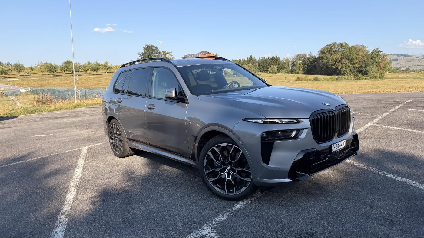 BMW X7 xDrive 48V 40i M Sport Pro Steptronic-showroom-element-1