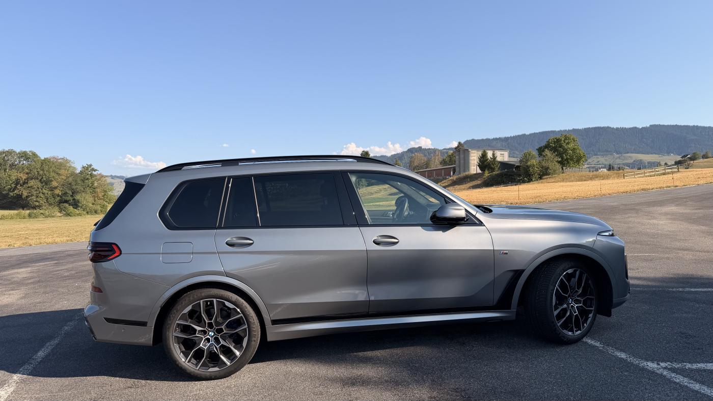 BMW X7 xDrive 48V 40i M Sport Pro Steptronic-showroom-element-2