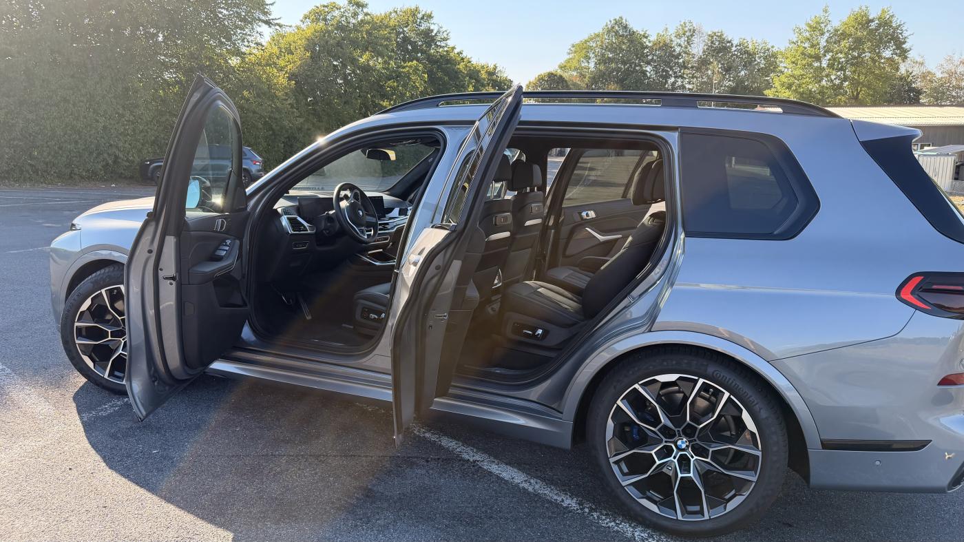 BMW X7 xDrive 48V 40i M Sport Pro Steptronic-image-8