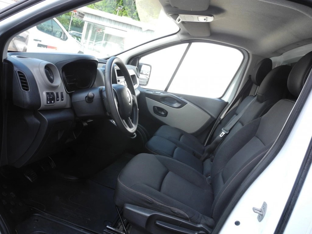 RENAULT Trafic 1.6 ENERGY TwinT. dCi125 2.9t Business L2H1 ** L2 H1 ** 3-Plätzer ** PDC ** Frisch ab MFK & Service **-image-6