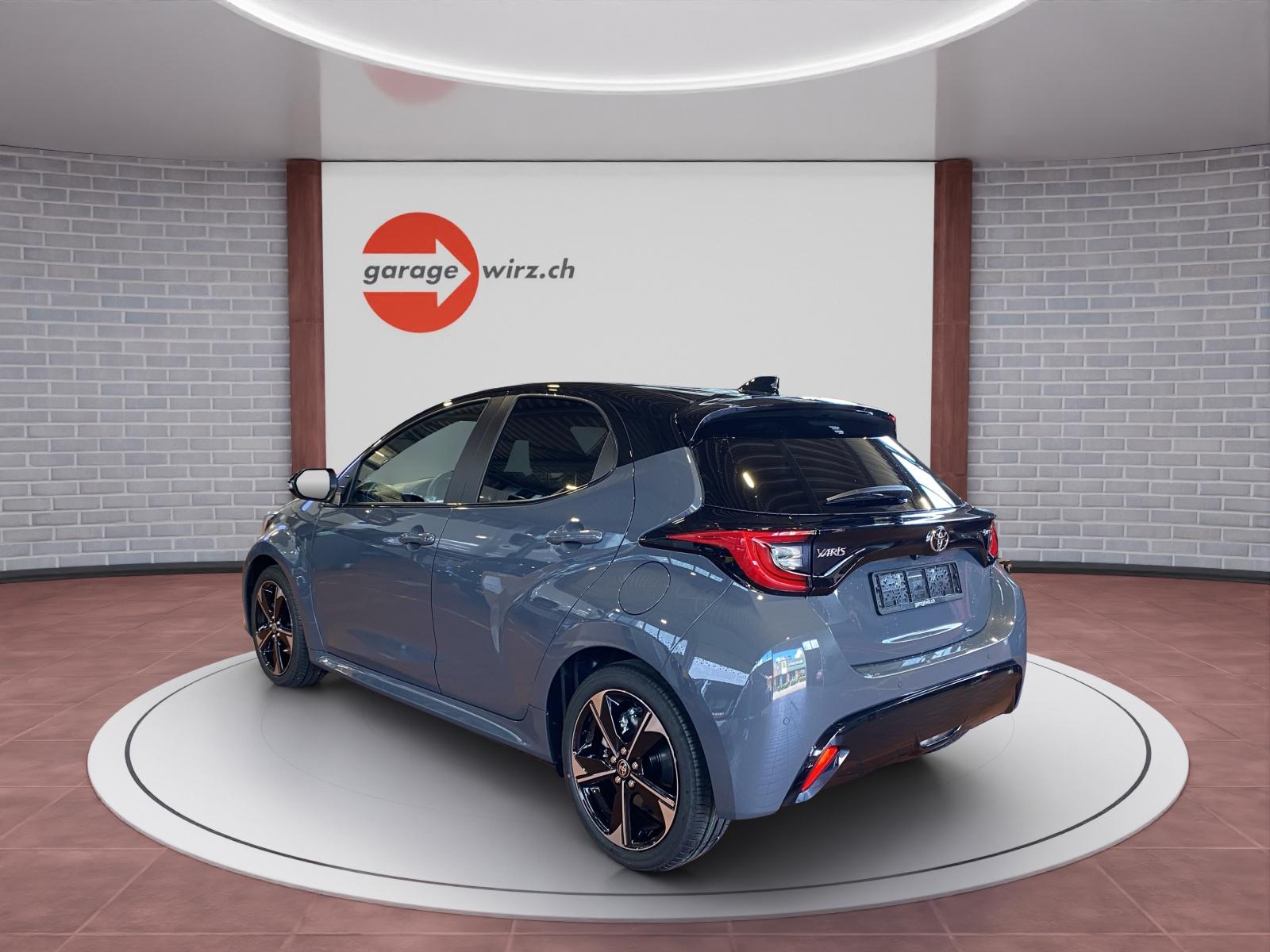 TOYOTA Yaris 1.5 VVT-i HSD Premium-image-2