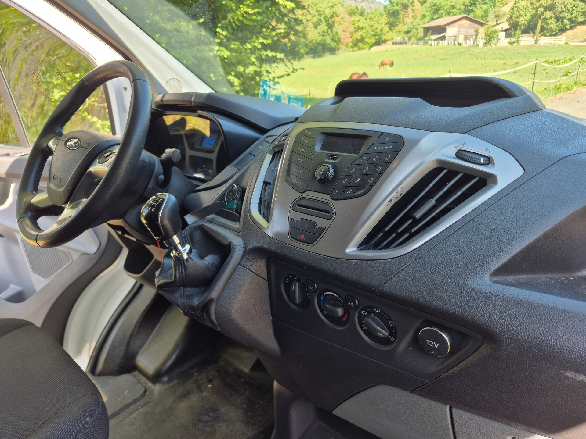 FORD Transit Custom Van 290 L1H1 Limited-image-7