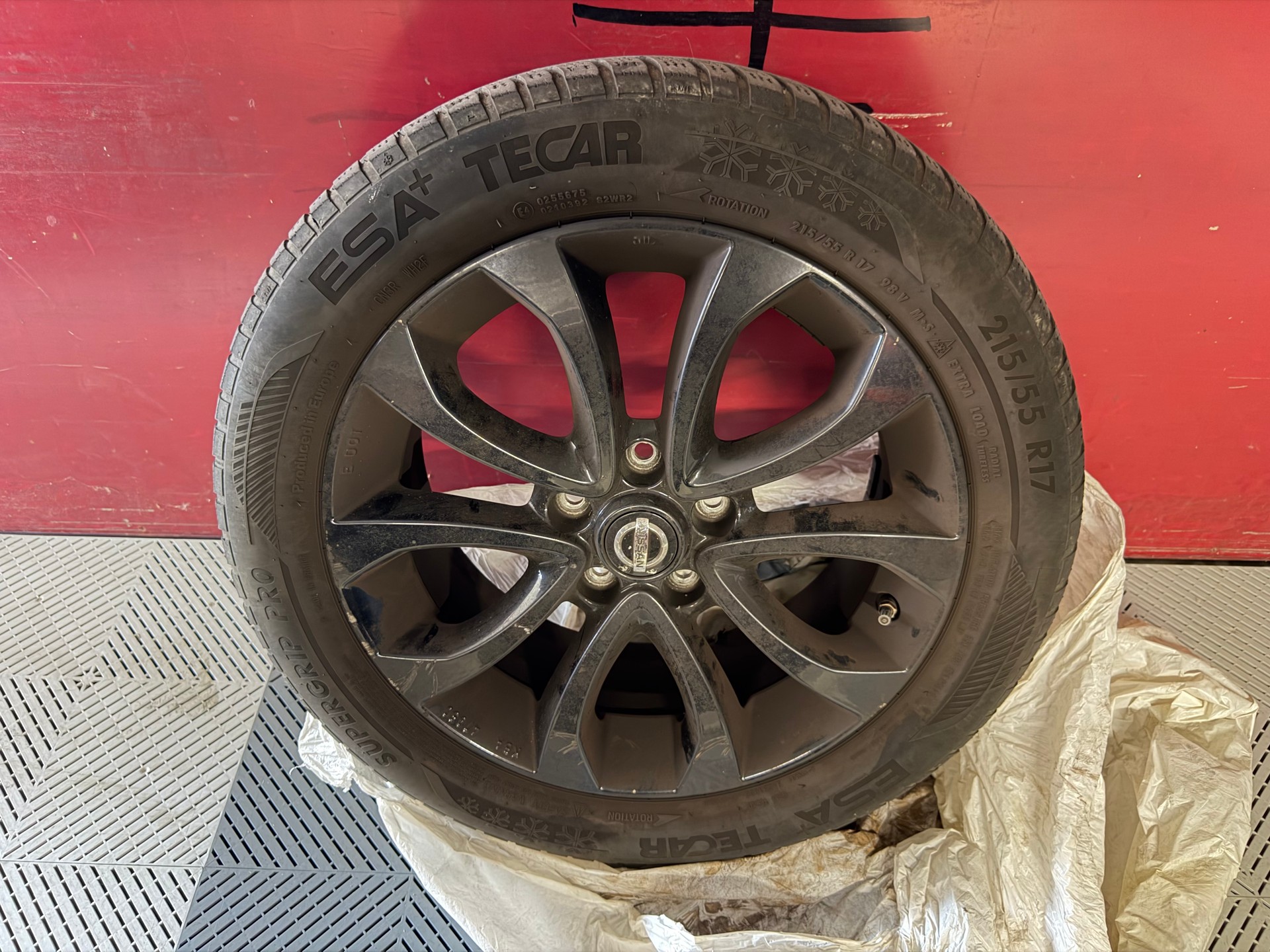 NISSAN Juke 1.6 DIG-T Nismo RS 4x4 Xtronic M-CVT-image-15