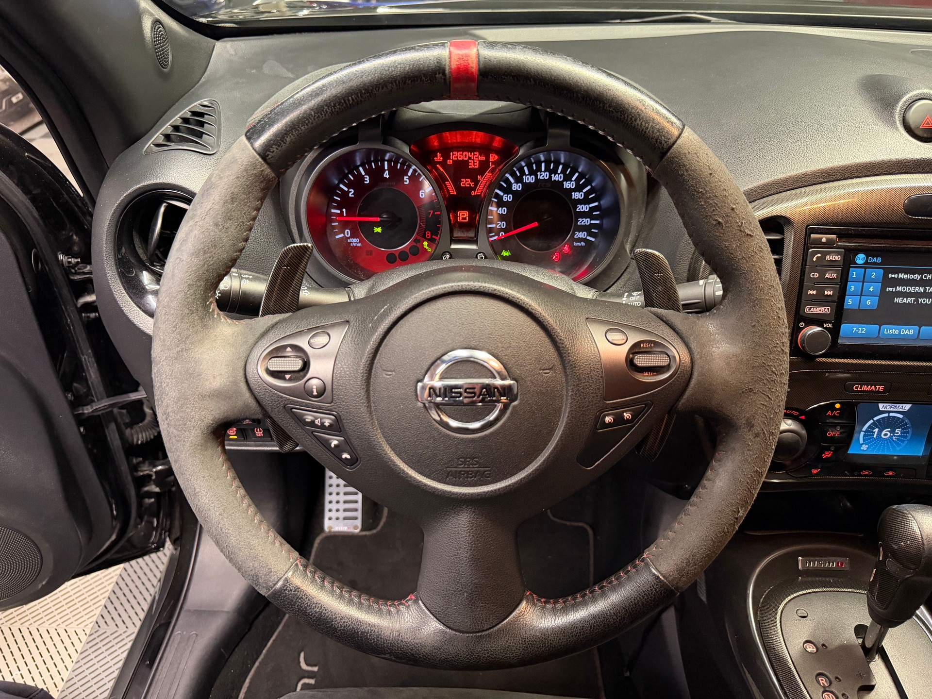 NISSAN Juke 1.6 DIG-T Nismo RS 4x4 Xtronic M-CVT-image-9